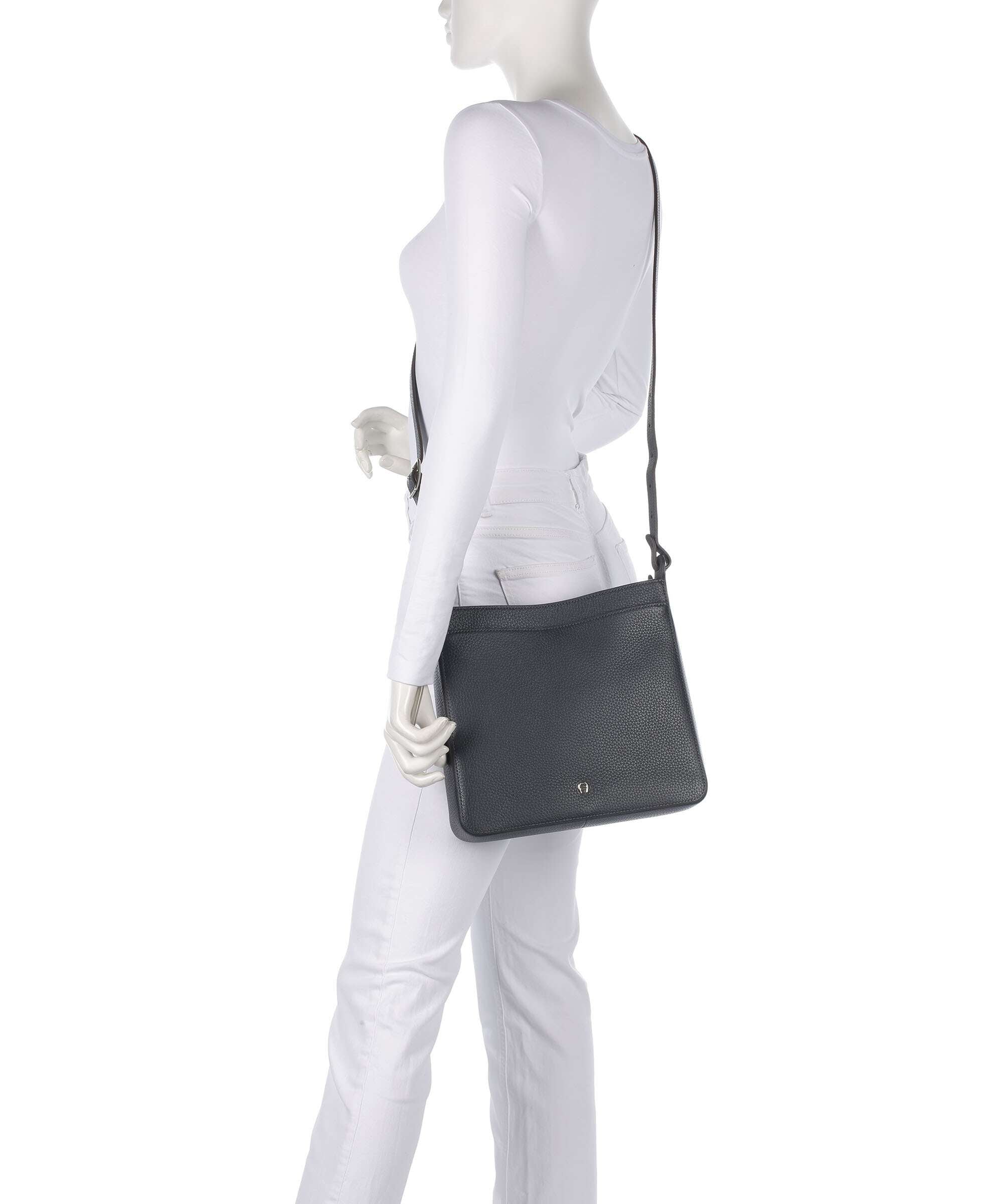 Aigner Pura M Shoulder bag ink - Image 3