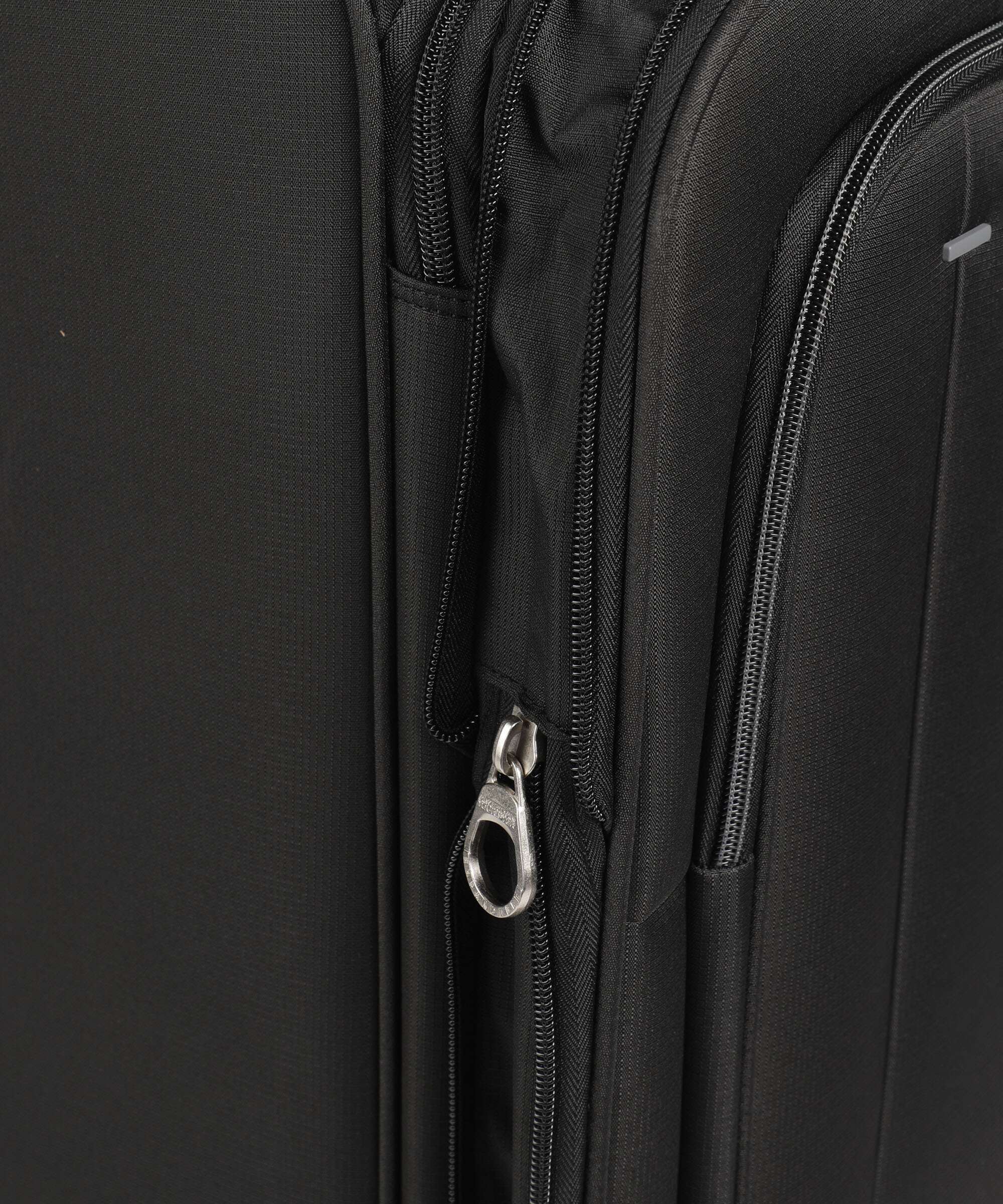 American Tourister Cloudrider M Spinner (4 wheels) jet black - Image 4