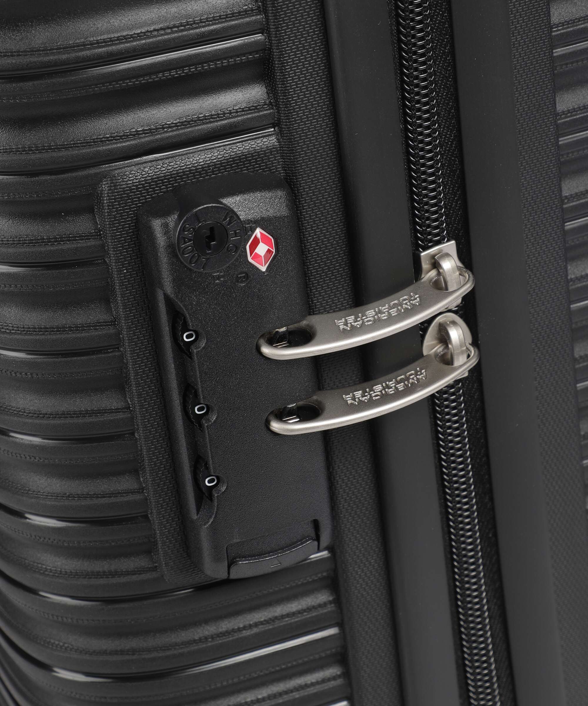 American Tourister Liftoff Spinner (4 wheels) black - Image 3