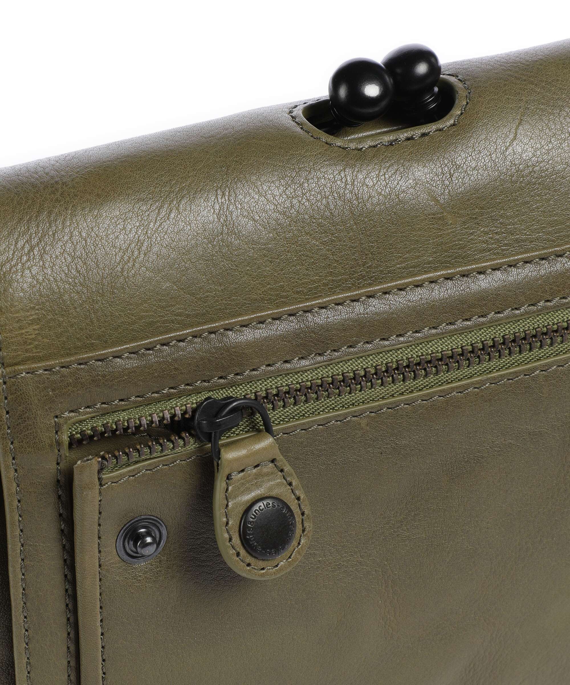 Aunts & Uncles Grandma's Luxury Club Mrs. Madeline Crossbody bag olive branch - Image 4