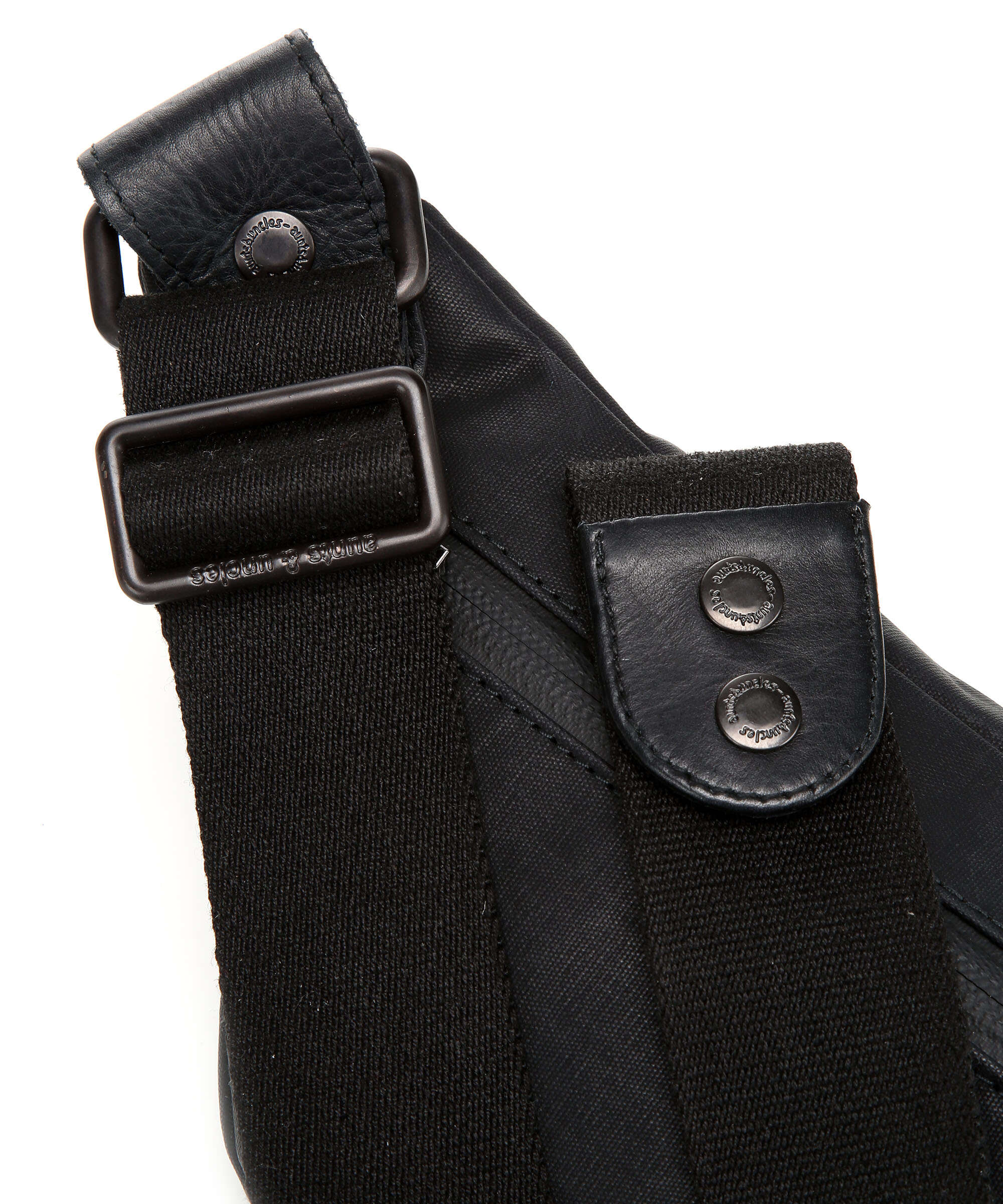 Aunts & Uncles Japan Ichikawa Belt bag black - Image 5
