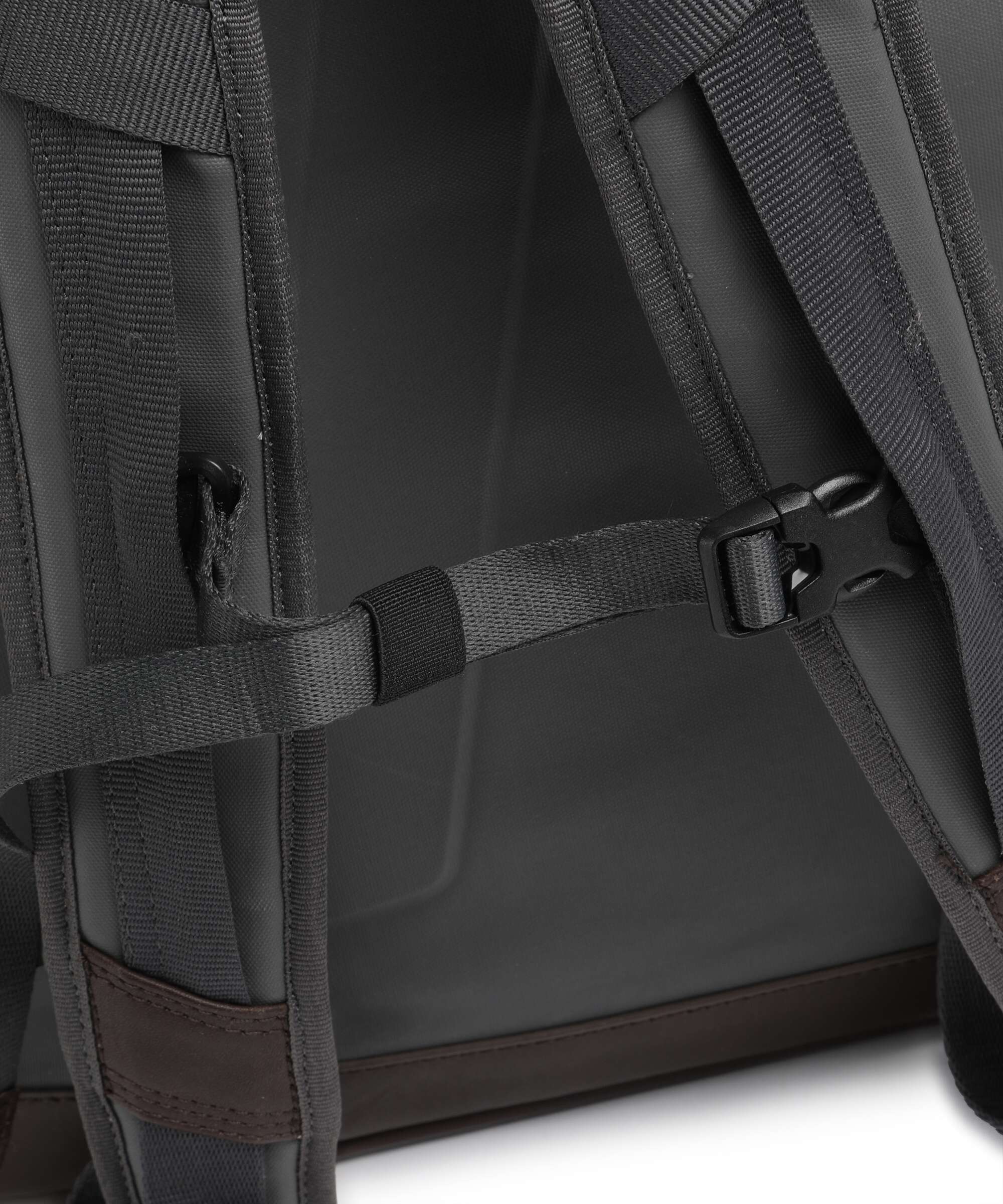 Aunts & Uncles Japan Matsuyama Rolltop backpack pewter - Image 4