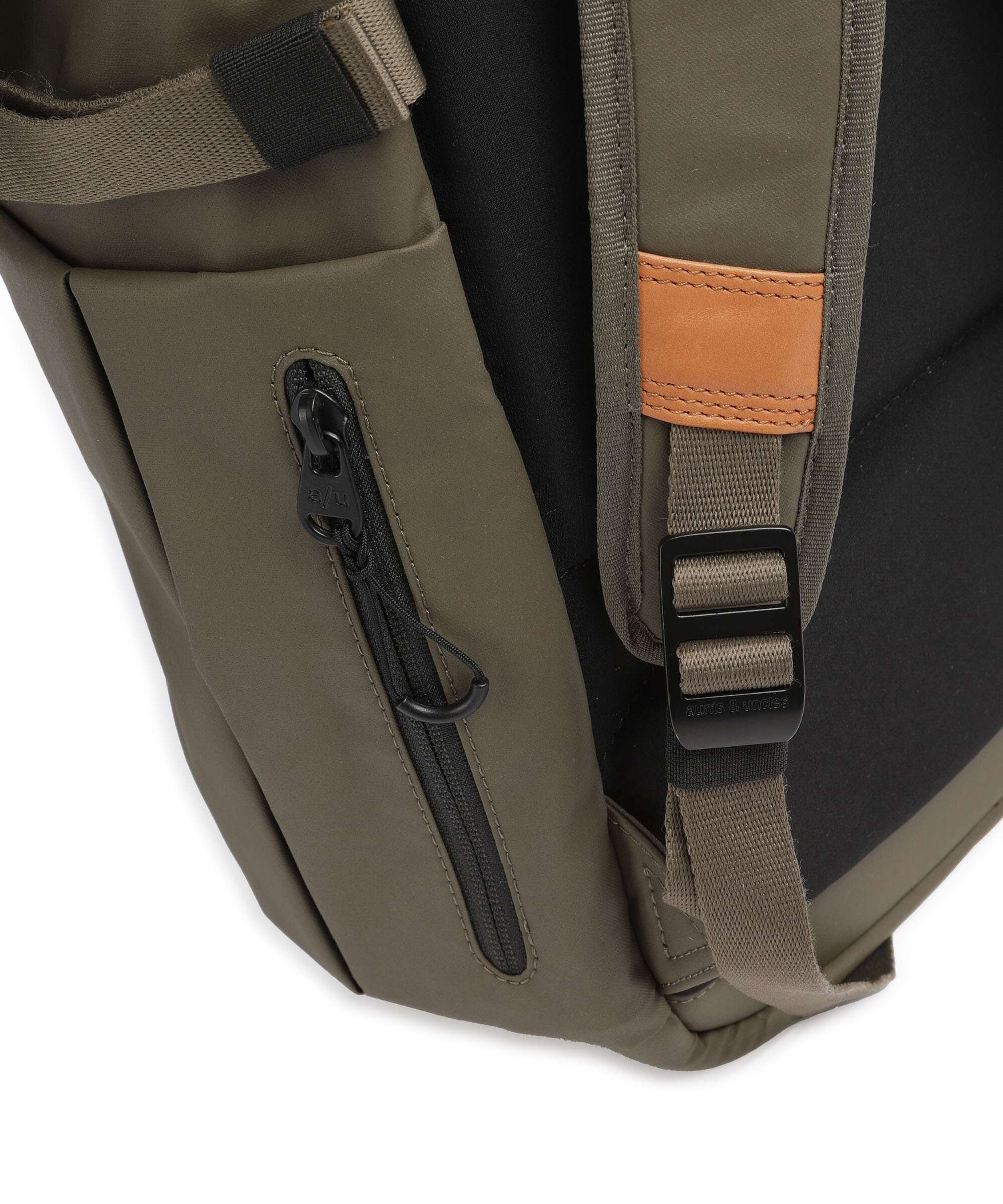 Aunts & Uncles Japan RE Tokachi Rolltop backpack fallen rock - Image 5
