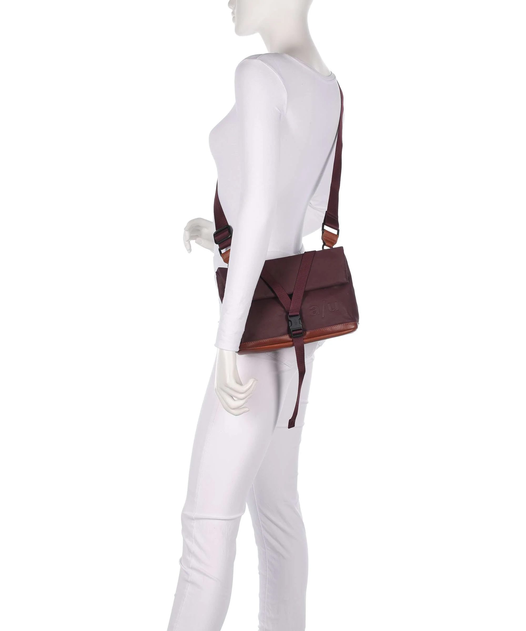 Aunts & Uncles Japan Yao Crossbody bag cherry laquer - Image 3
