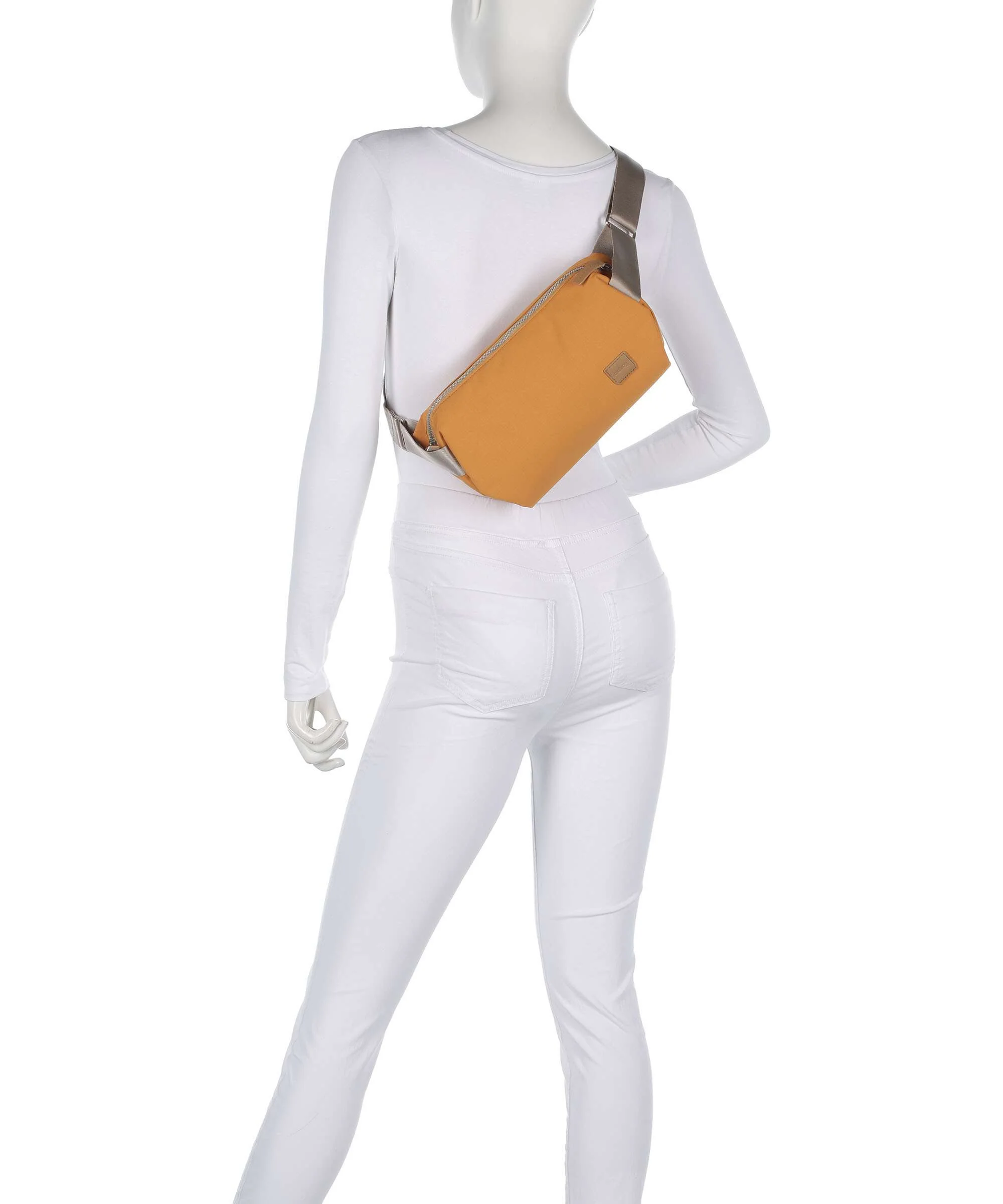 Bellroy Classic 5 Sling bag butterscotch - Image 3