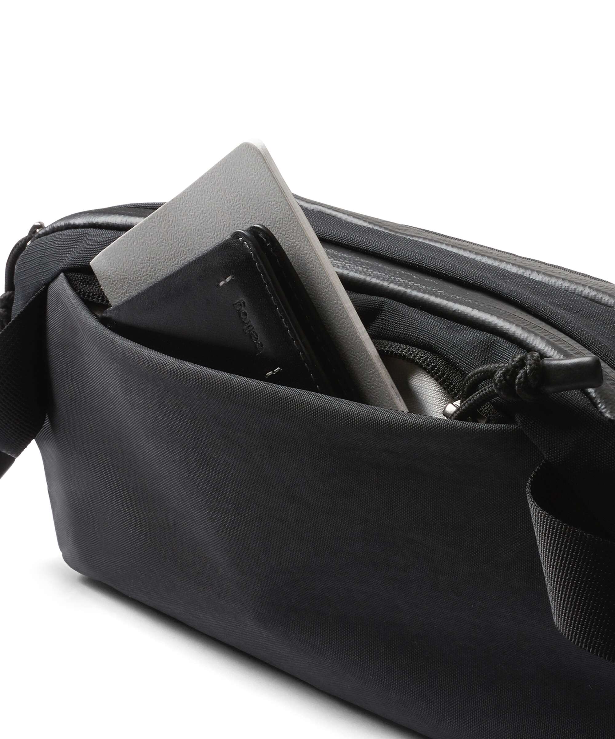 Bellroy Venture 2.5 Ready Belt bag black - Image 7