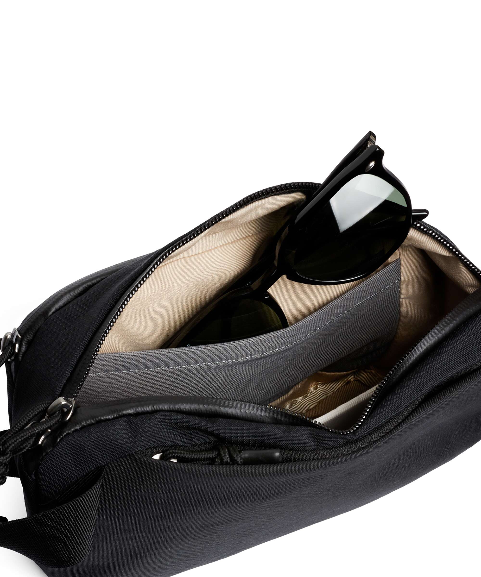 Bellroy Venture 2.5 Ready Belt bag black - Image 8