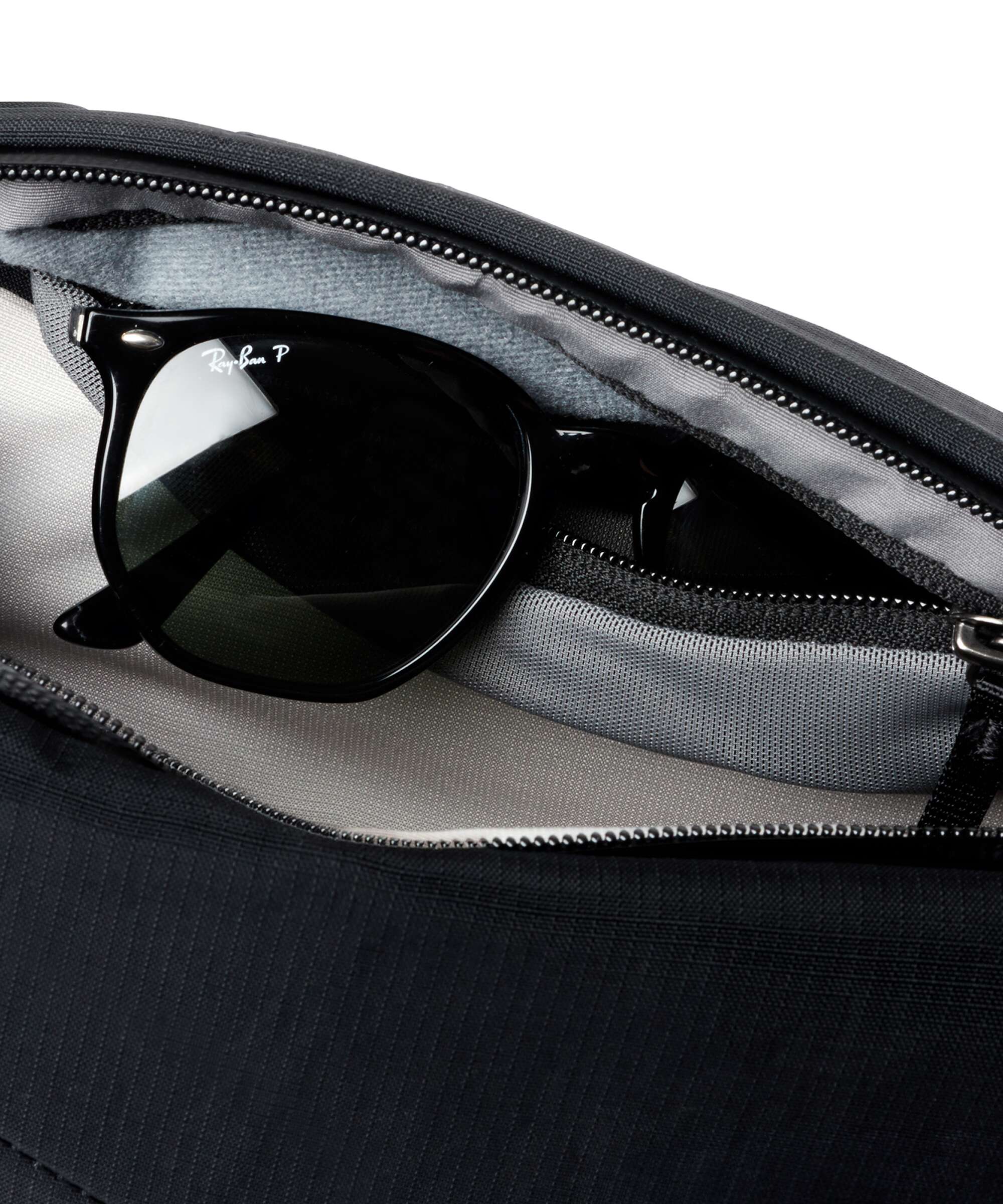 Bellroy Venture 9 Sling bag black - Image 8