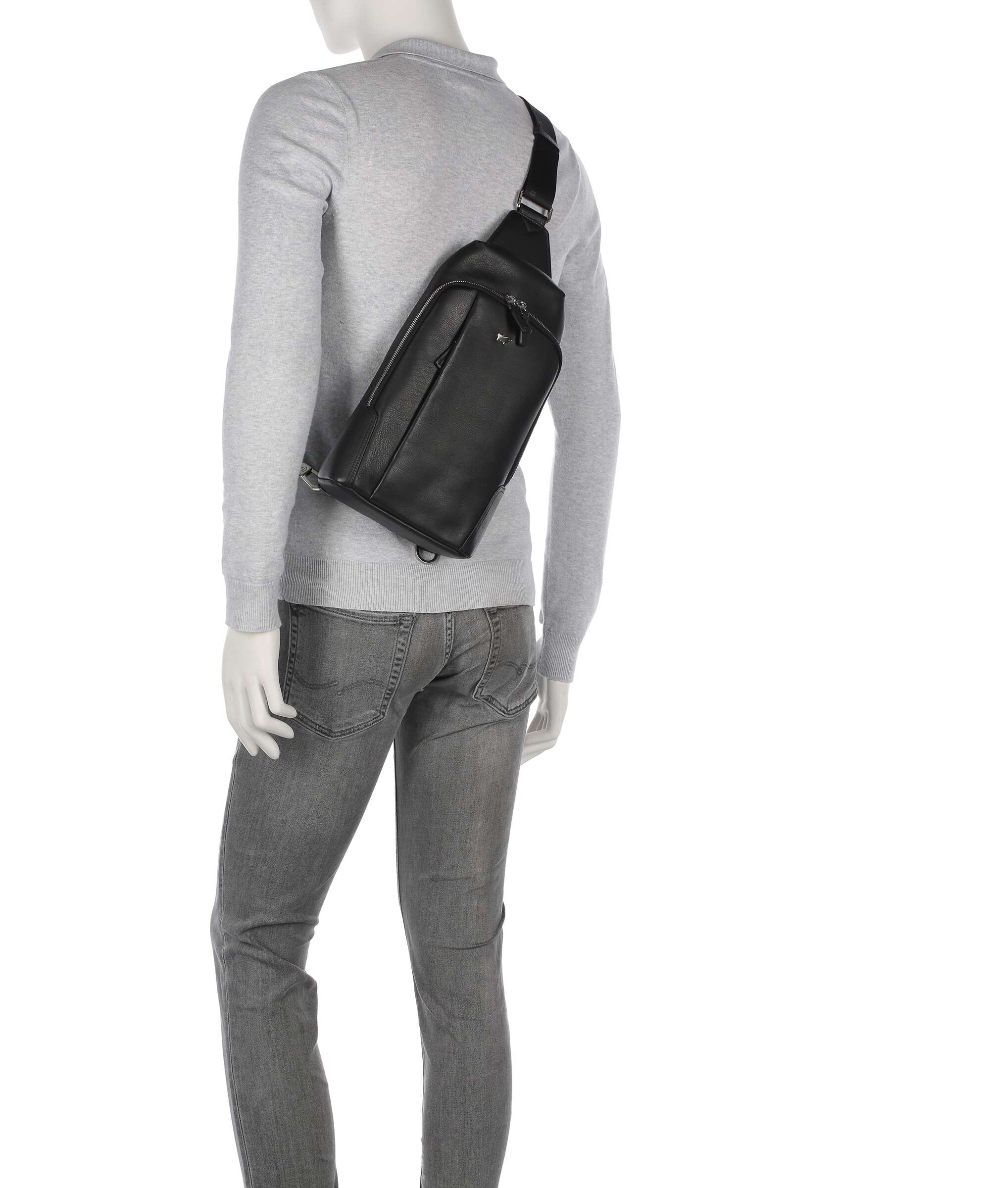 Braun Büffel Golf Sling bag black - Image 3