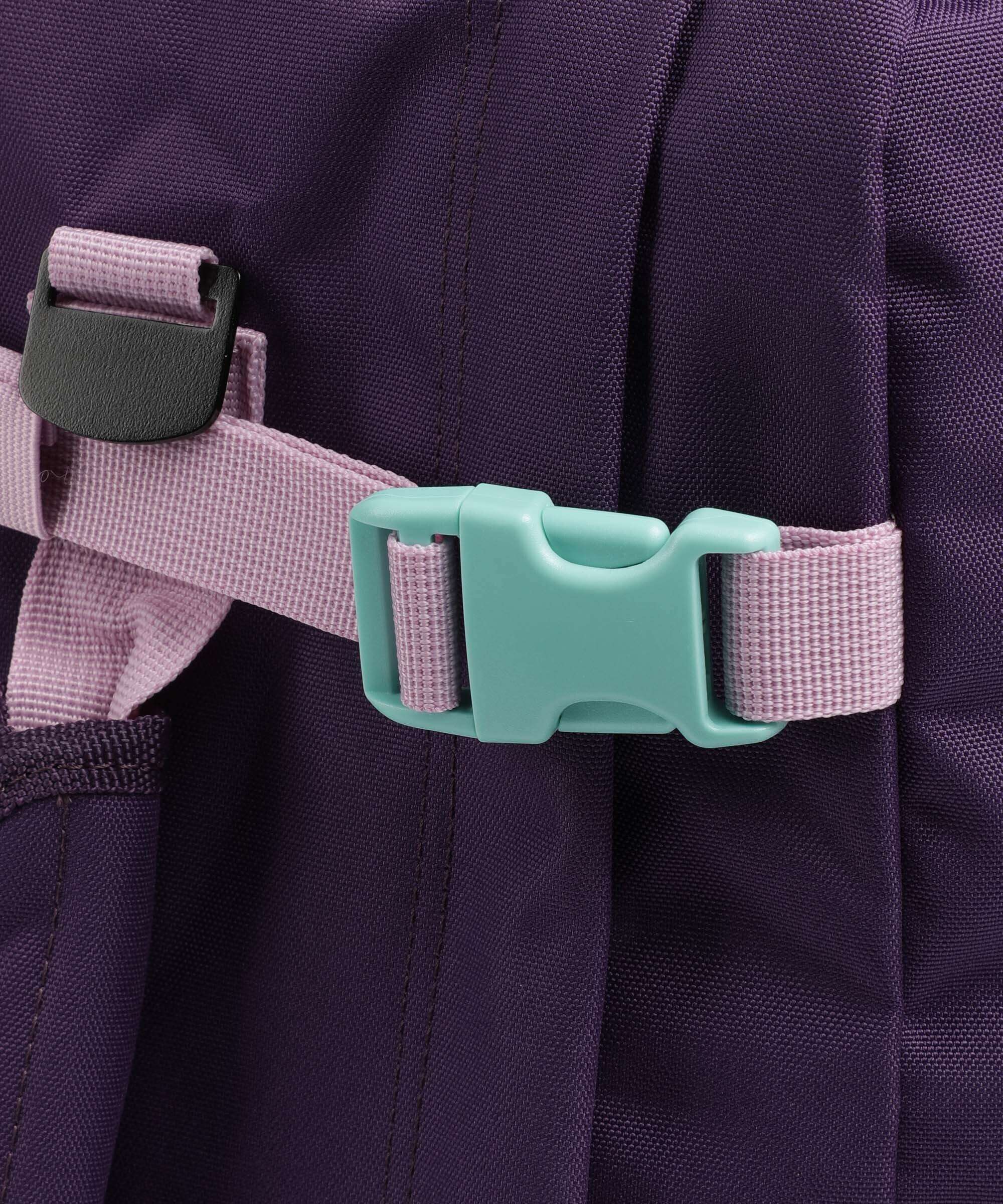 Cabin Zero Classic 28 Backpack midnight pruple - Image 7
