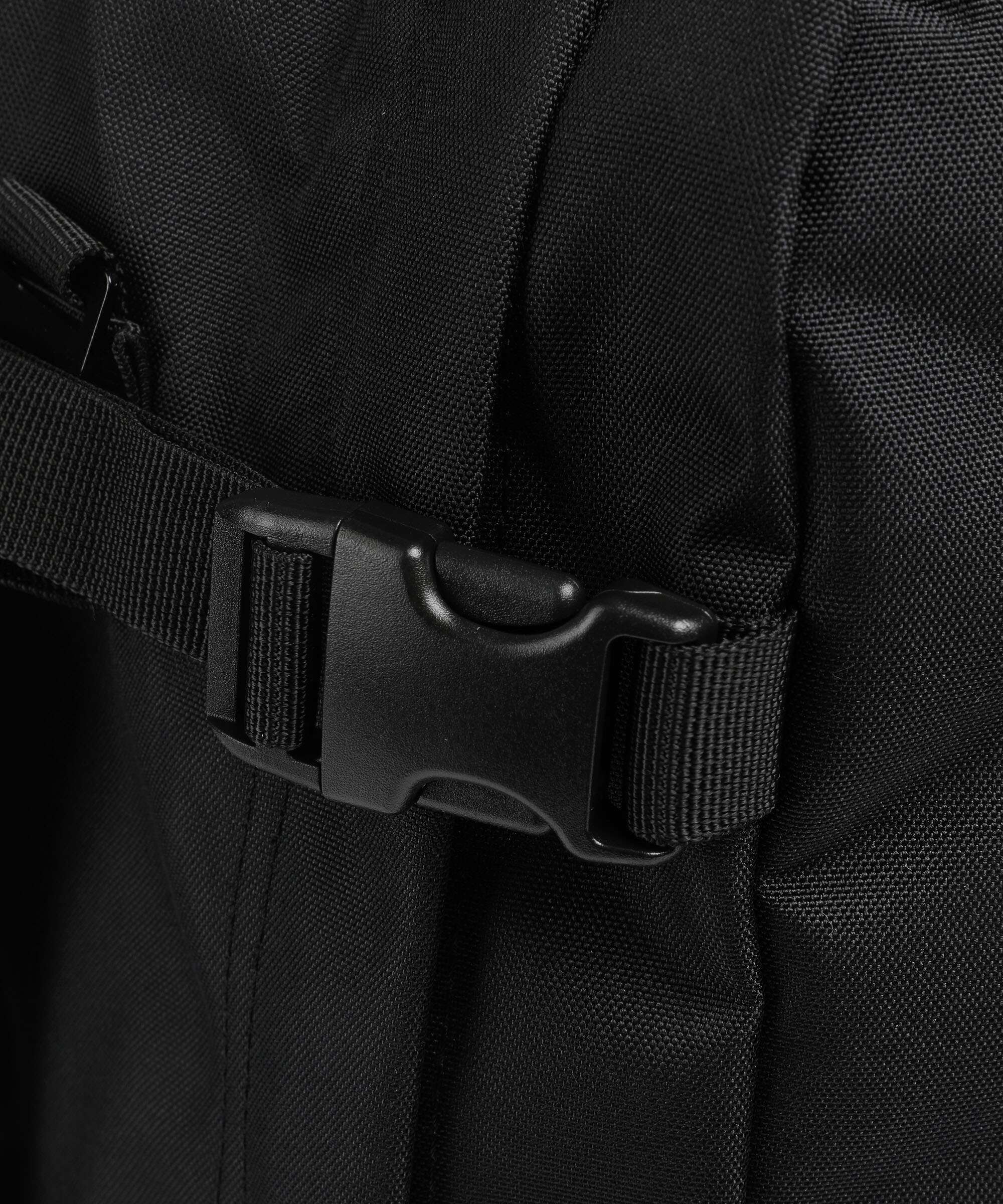 Cabin Zero Classic 28 Tech Backpack absolute black - Image 6