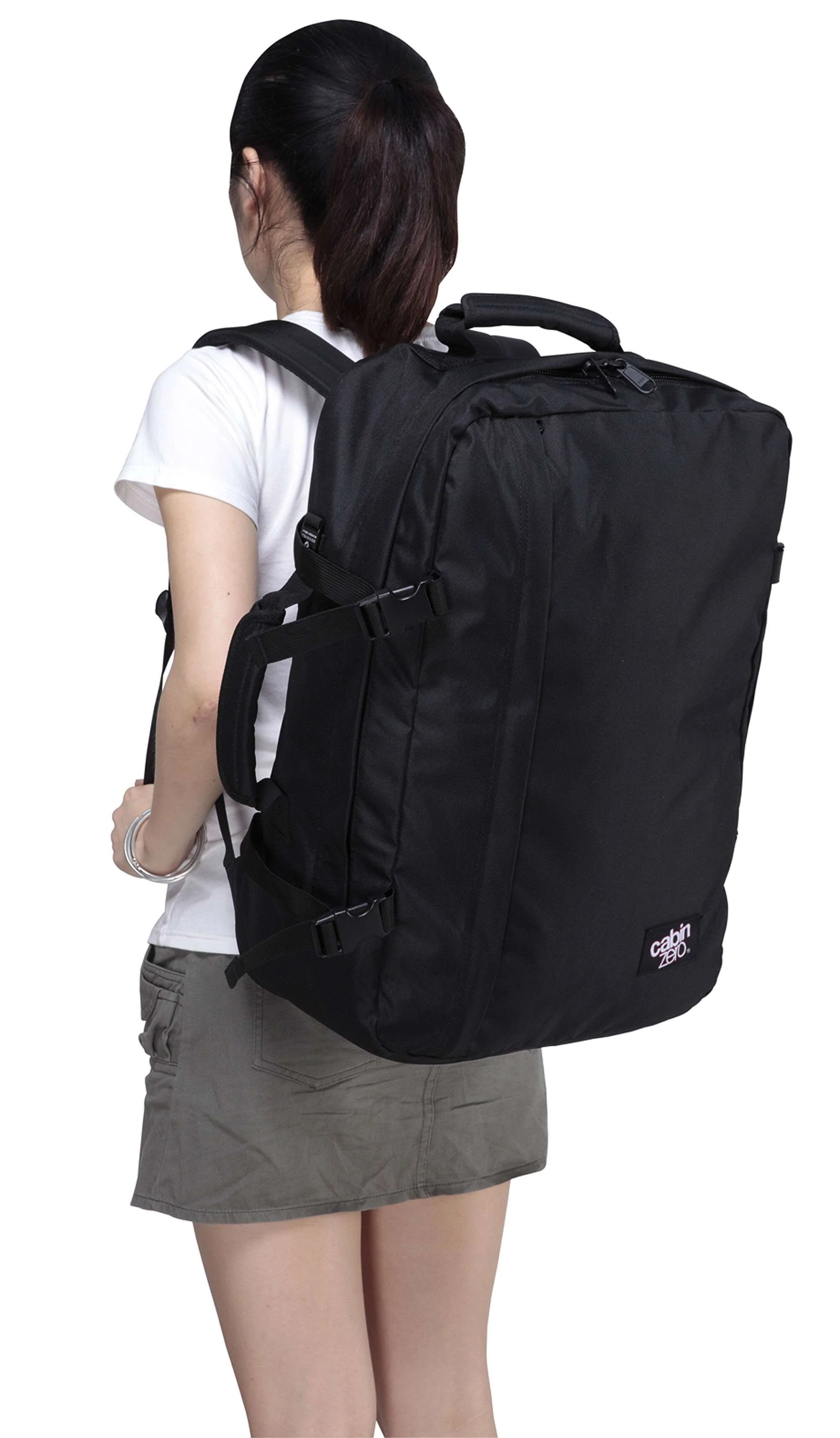 Cabin Zero Classic 44 Travel backpack sangria red - Image 3