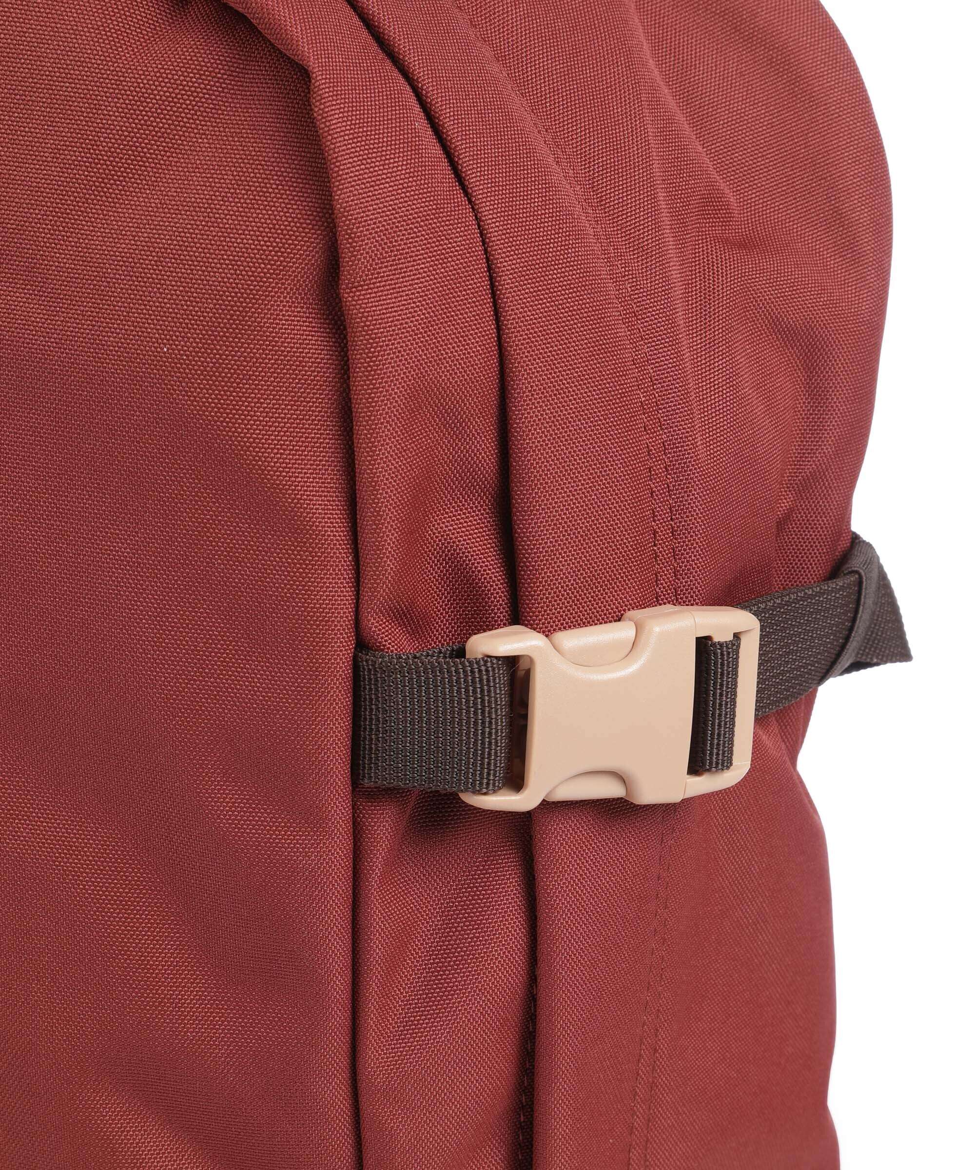 Cabin Zero Classic 44 Travel backpack sangria red - Image 6