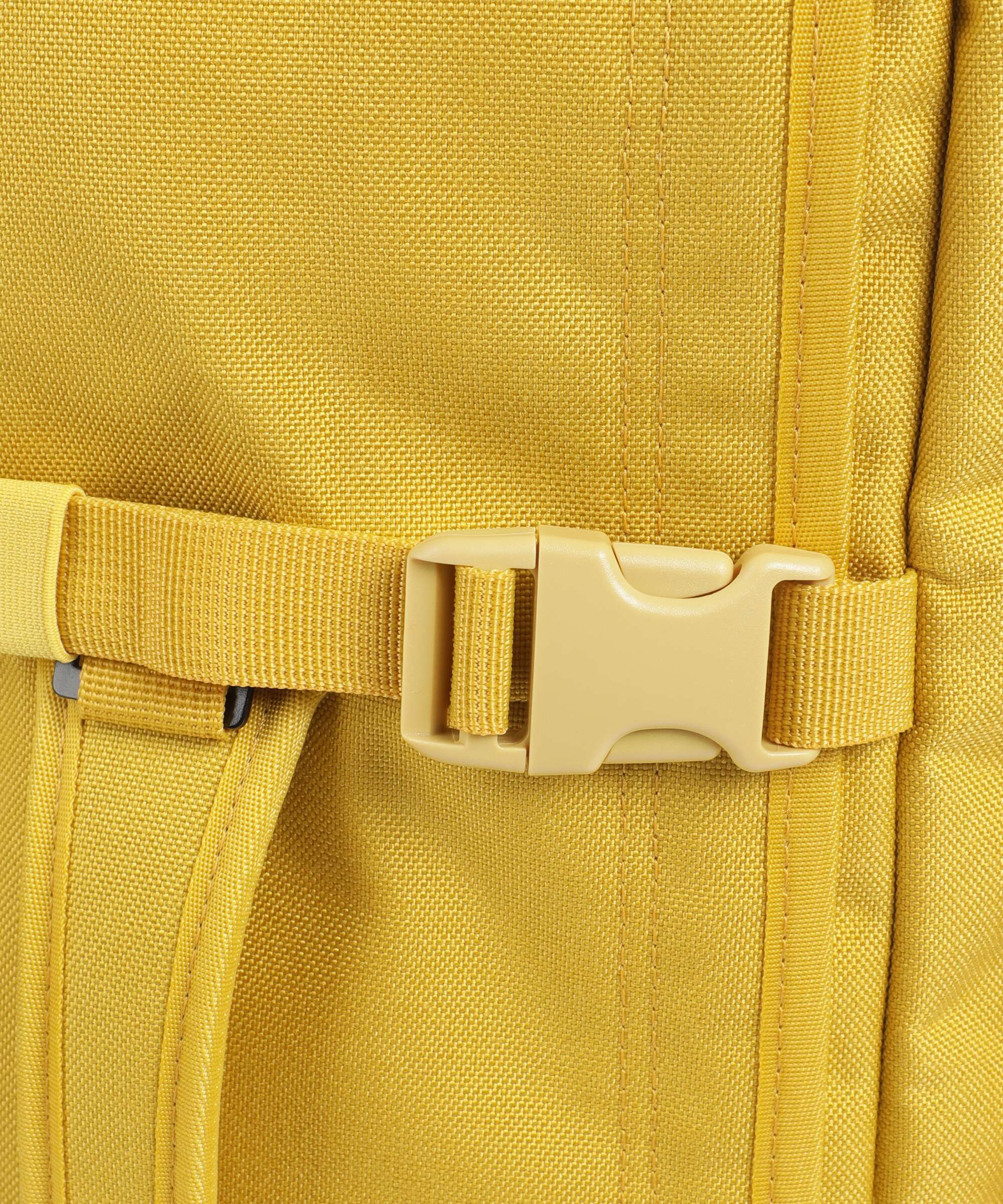 Cabin Zero Military 44 Travel backpack amber - Image 5