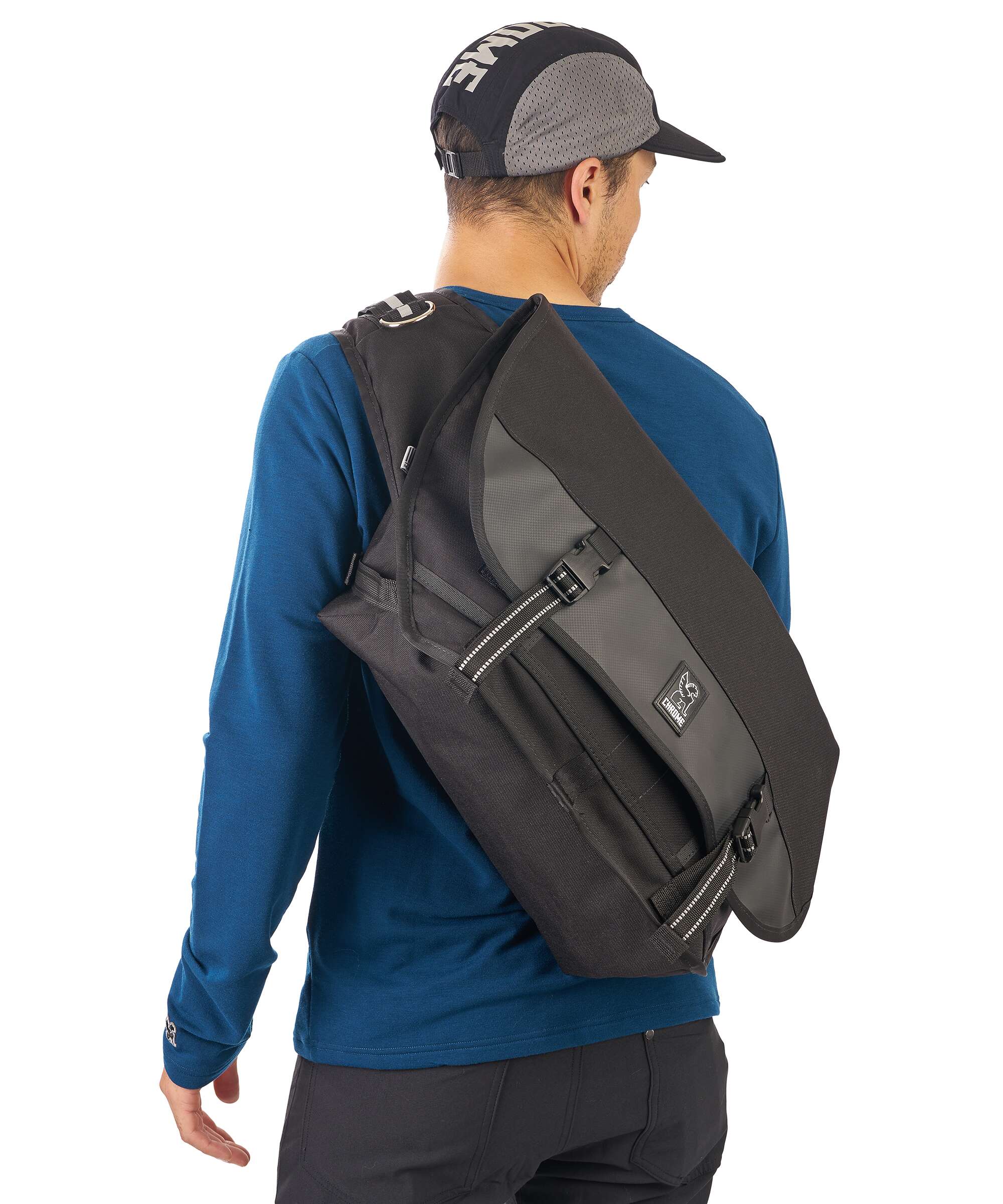 Chrome Citizen Messenger bag fog - Image 4