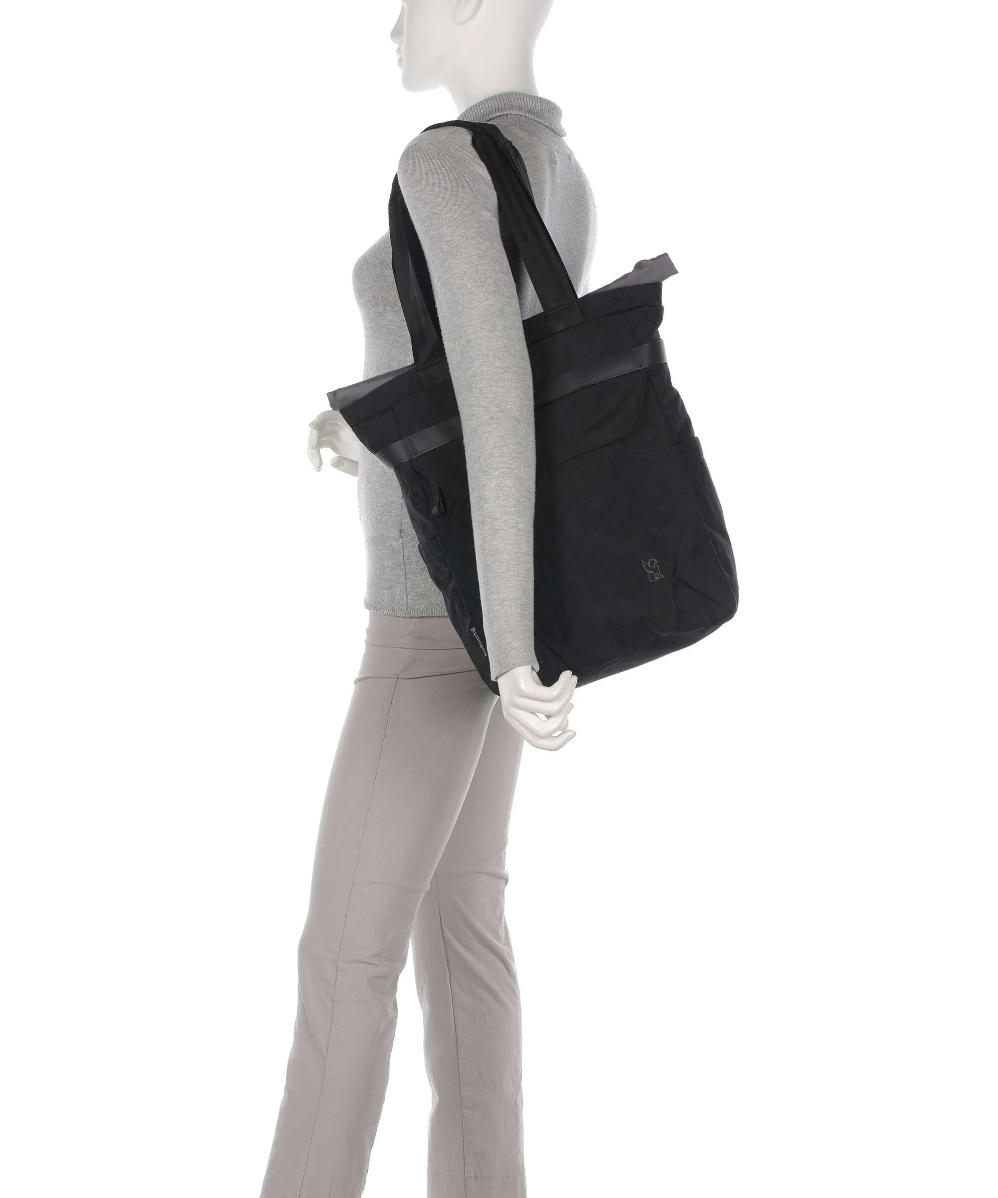 Chrome District Collection Valencia 22 Backpack bag black - Image 3