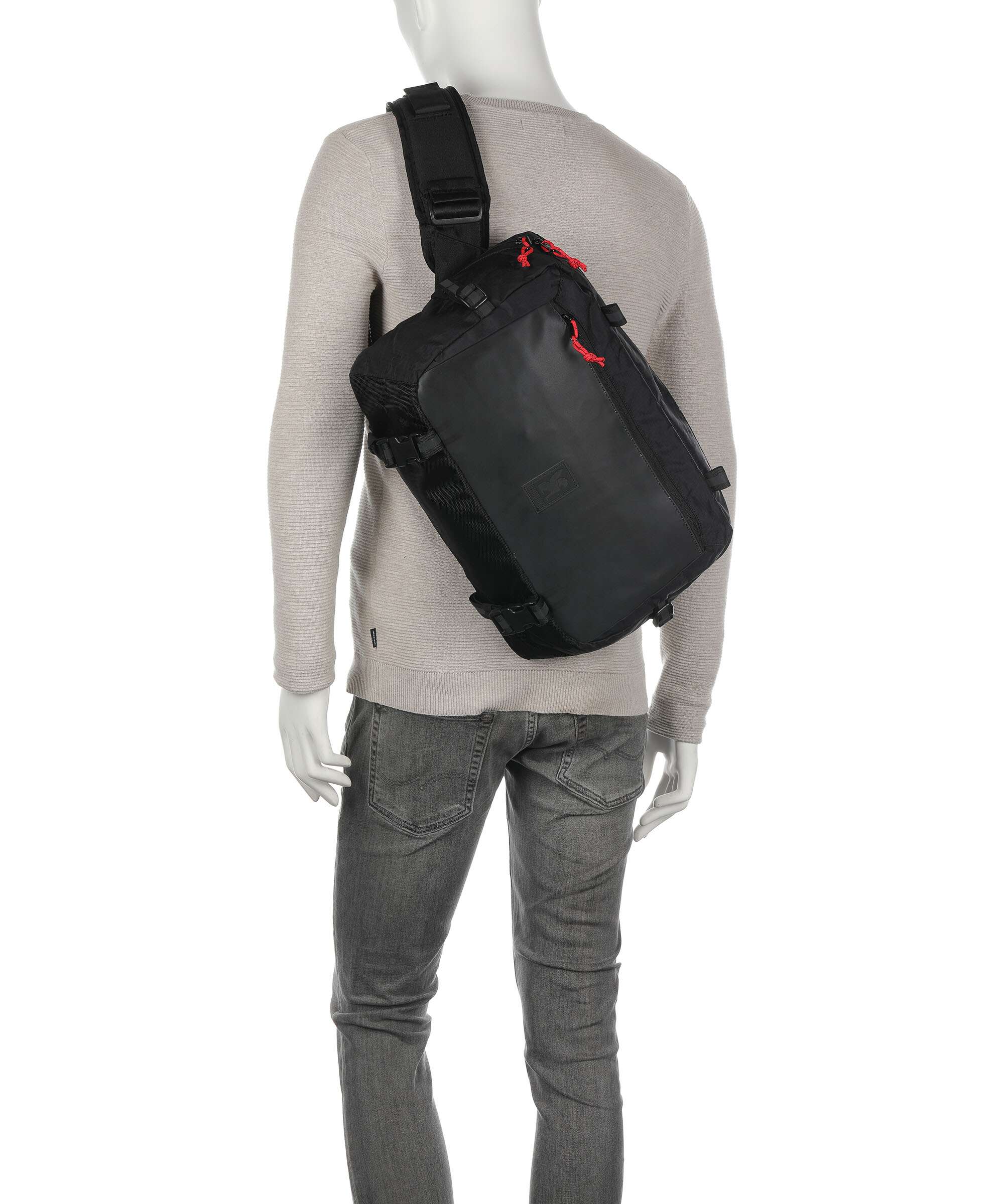 Chrome Kadet Max Crossbody bag black - Image 3