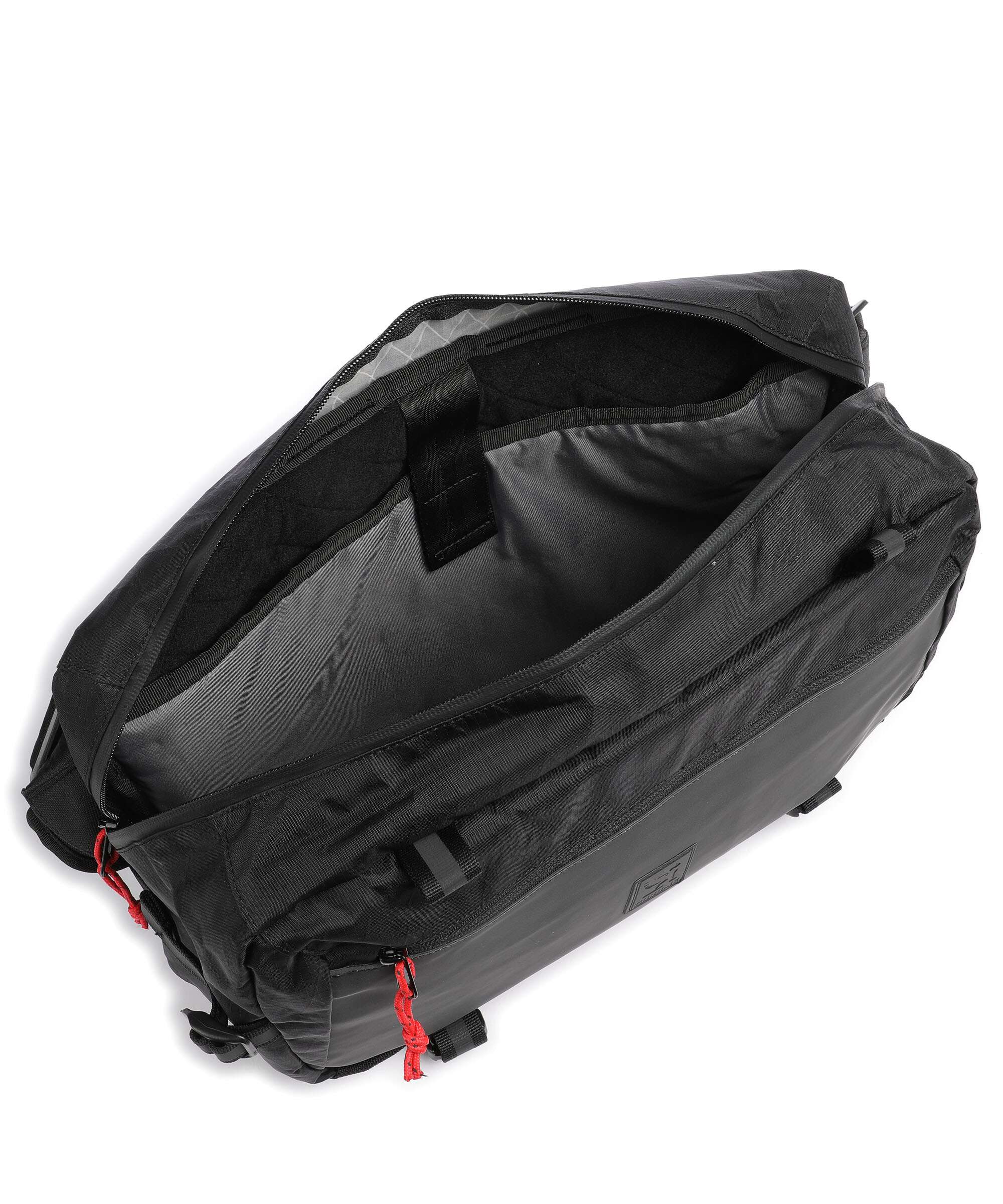 Chrome Kadet Max Crossbody bag black - Image 5