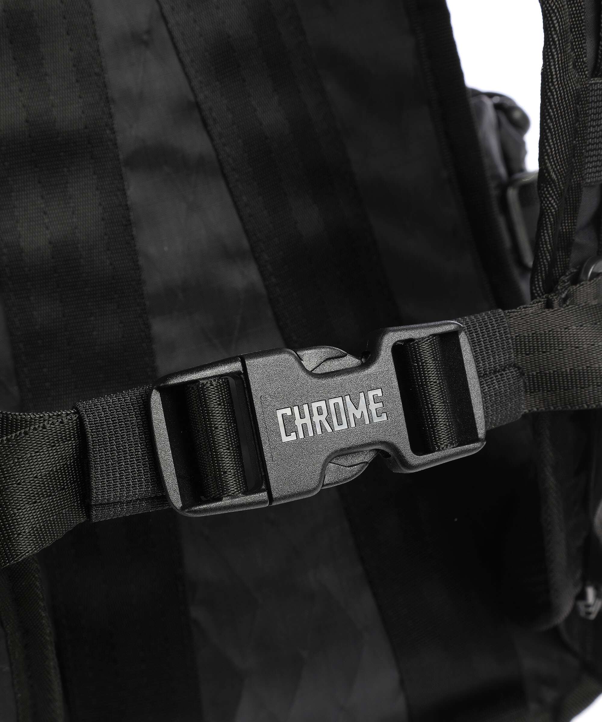 Chrome Tensile Trail Hydro Rolltop backpack black - Image 5