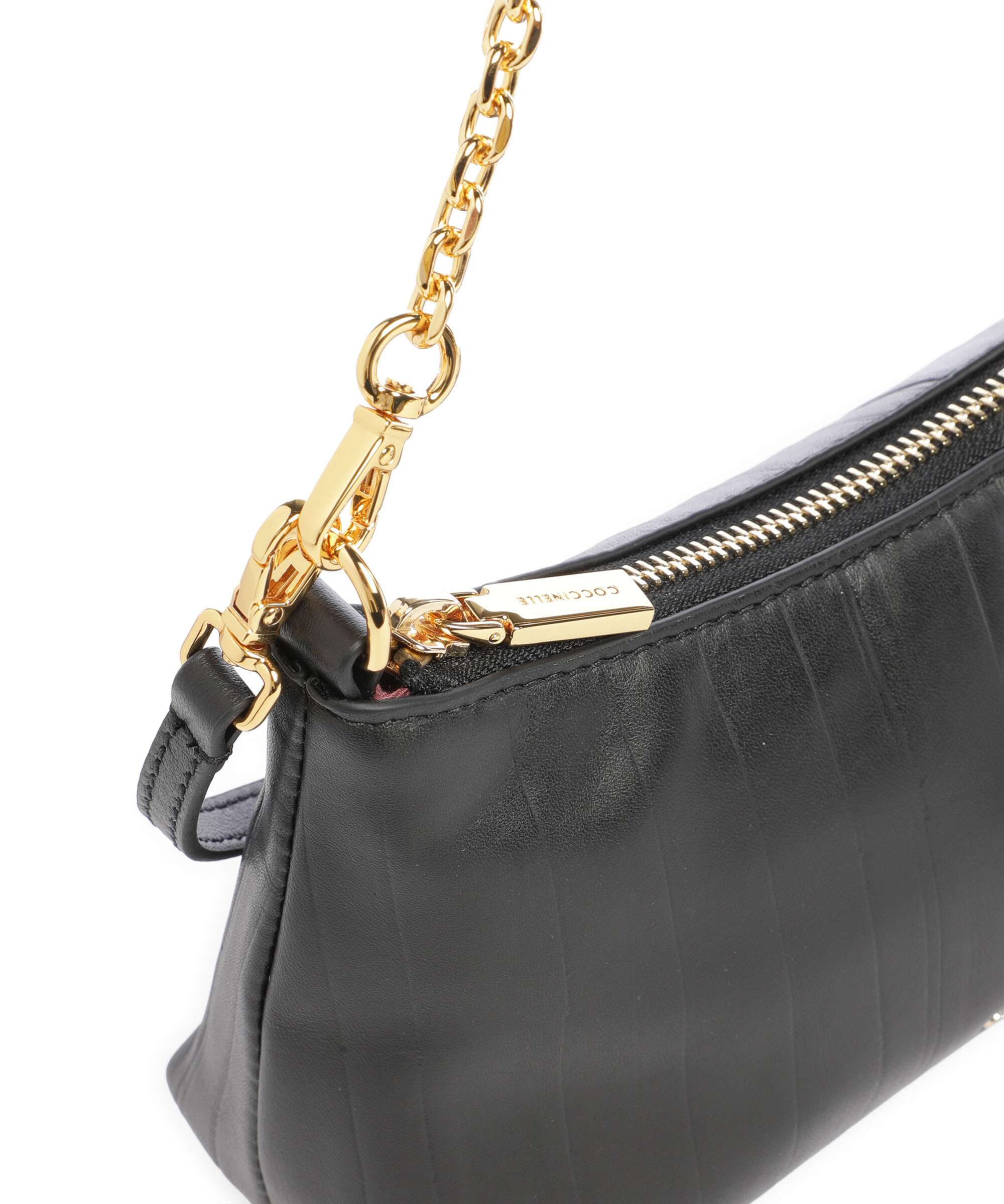 Coccinelle Aura Plisse Shoulder bag noir - Image 4