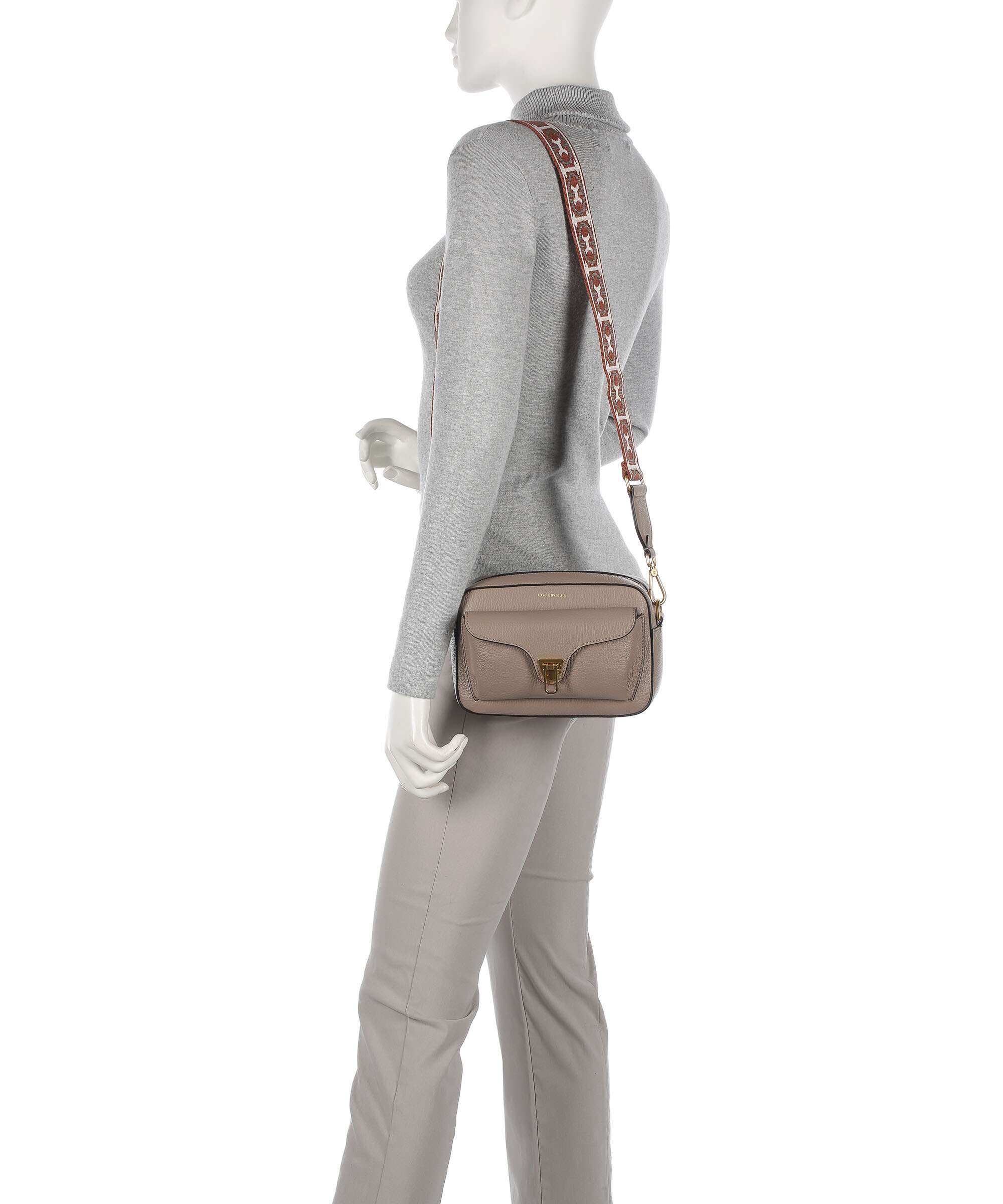 Coccinelle Beat Soft Ribbon Crossbody bag warm taupe - Image 3
