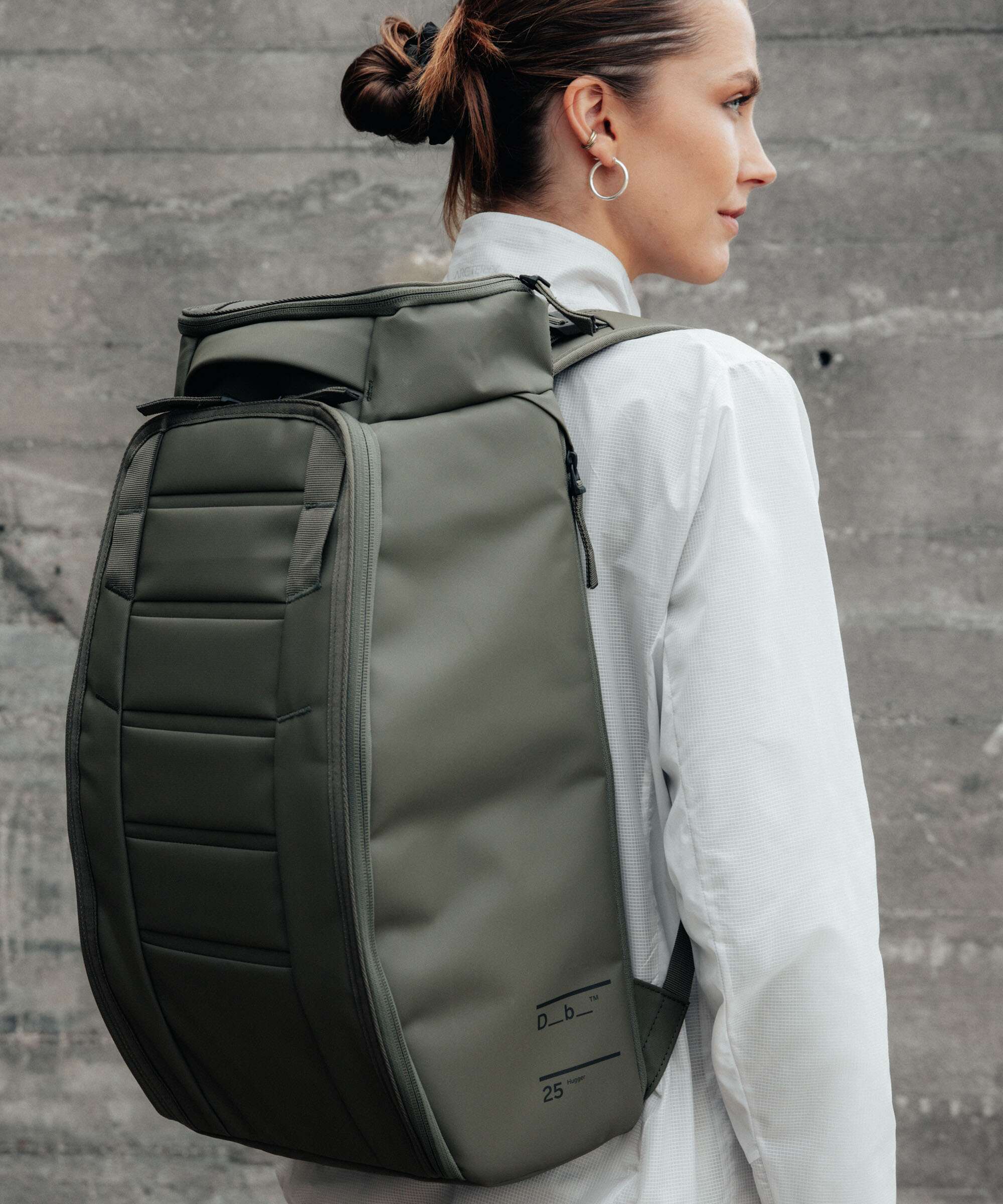 Db Hugger 25 Backpack midnight teal - Image 3