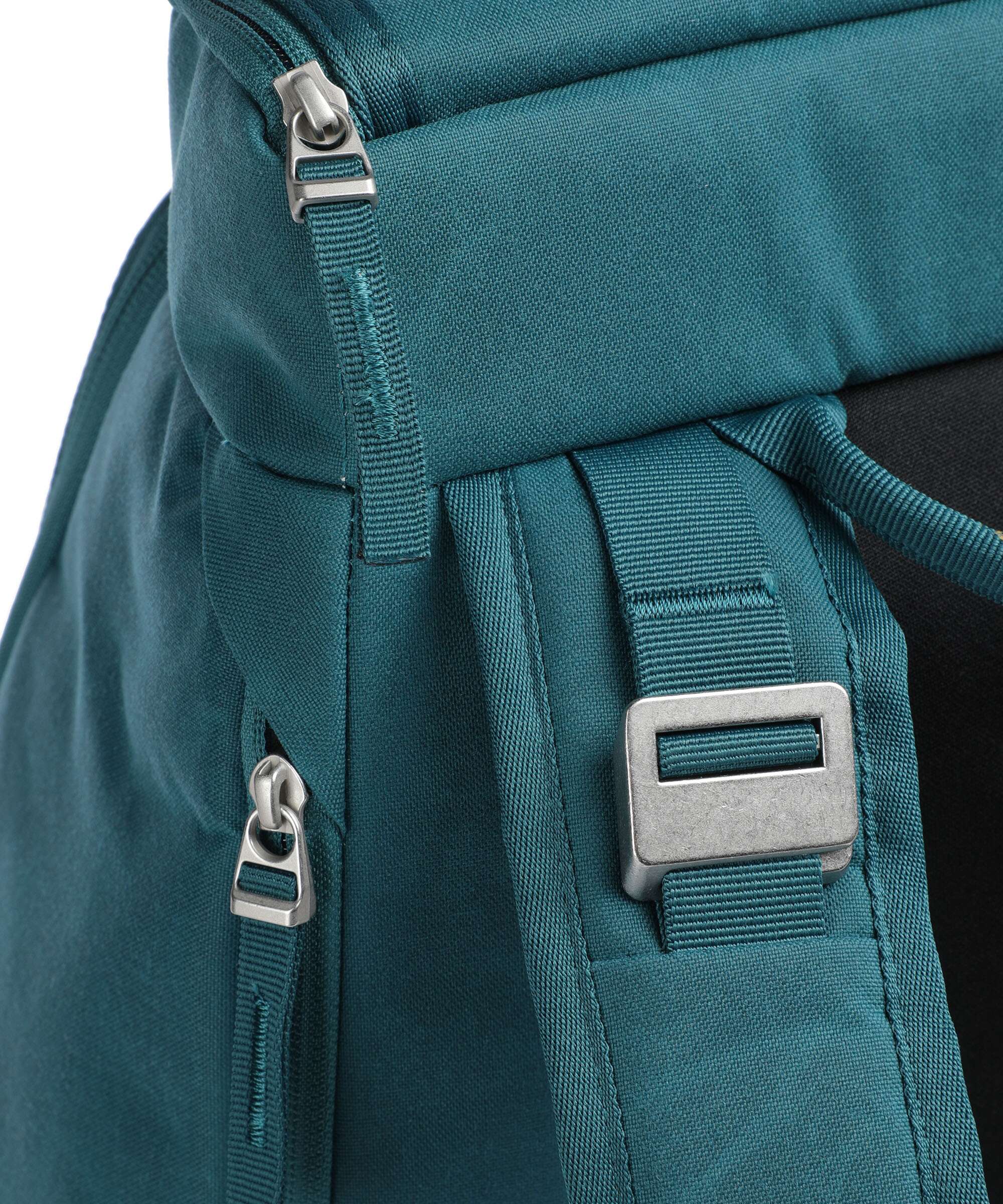 Db Hugger 25 Backpack midnight teal - Image 4