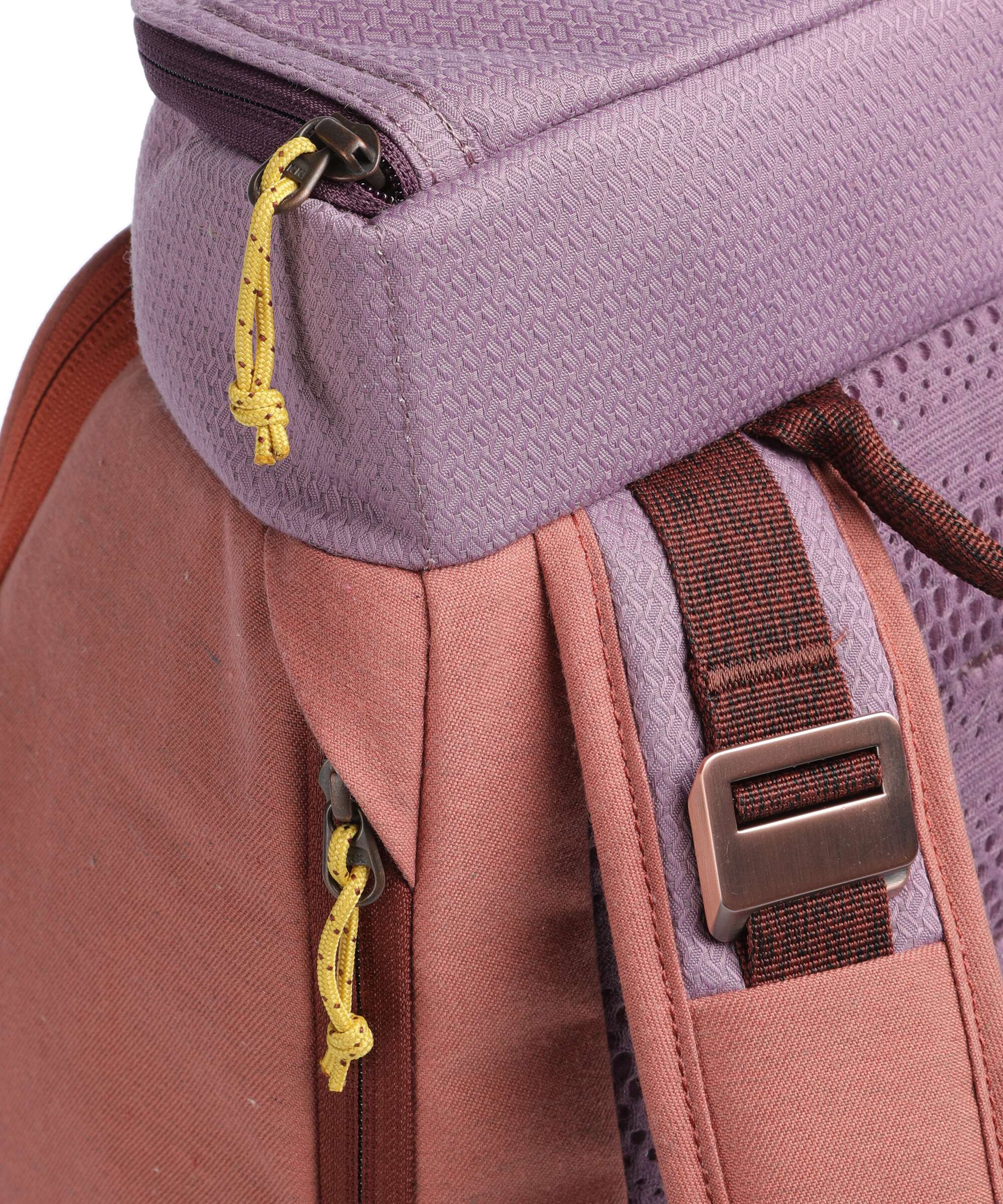Db Hugger 25 Backpack sienna red - Image 3