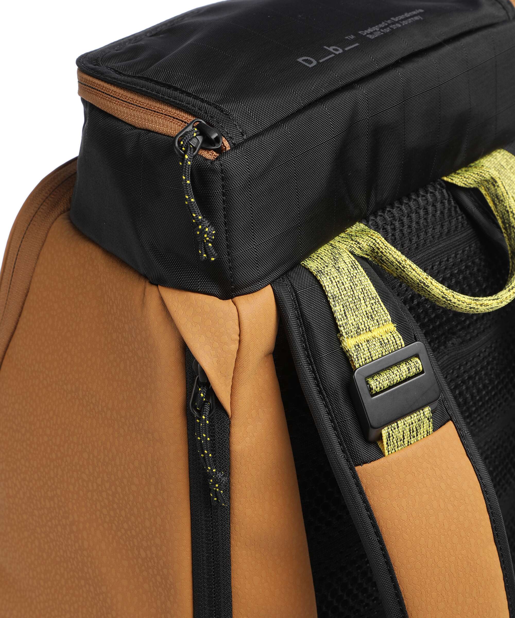 Db Hugger 30 Backpack acorn brown - Image 4