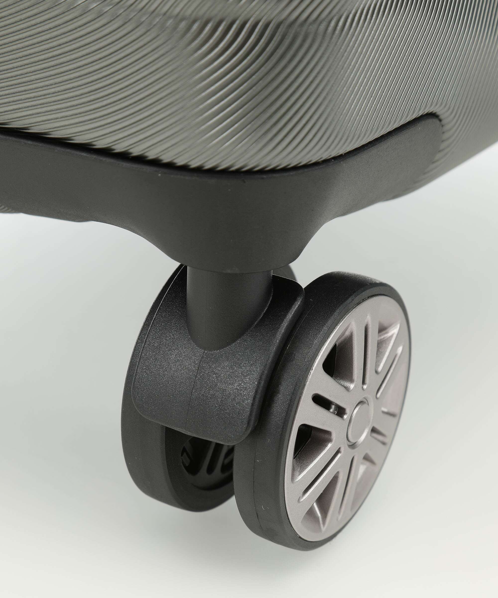 Delsey Paris Comete + Spinner (4 wheels) iguana - Image 4