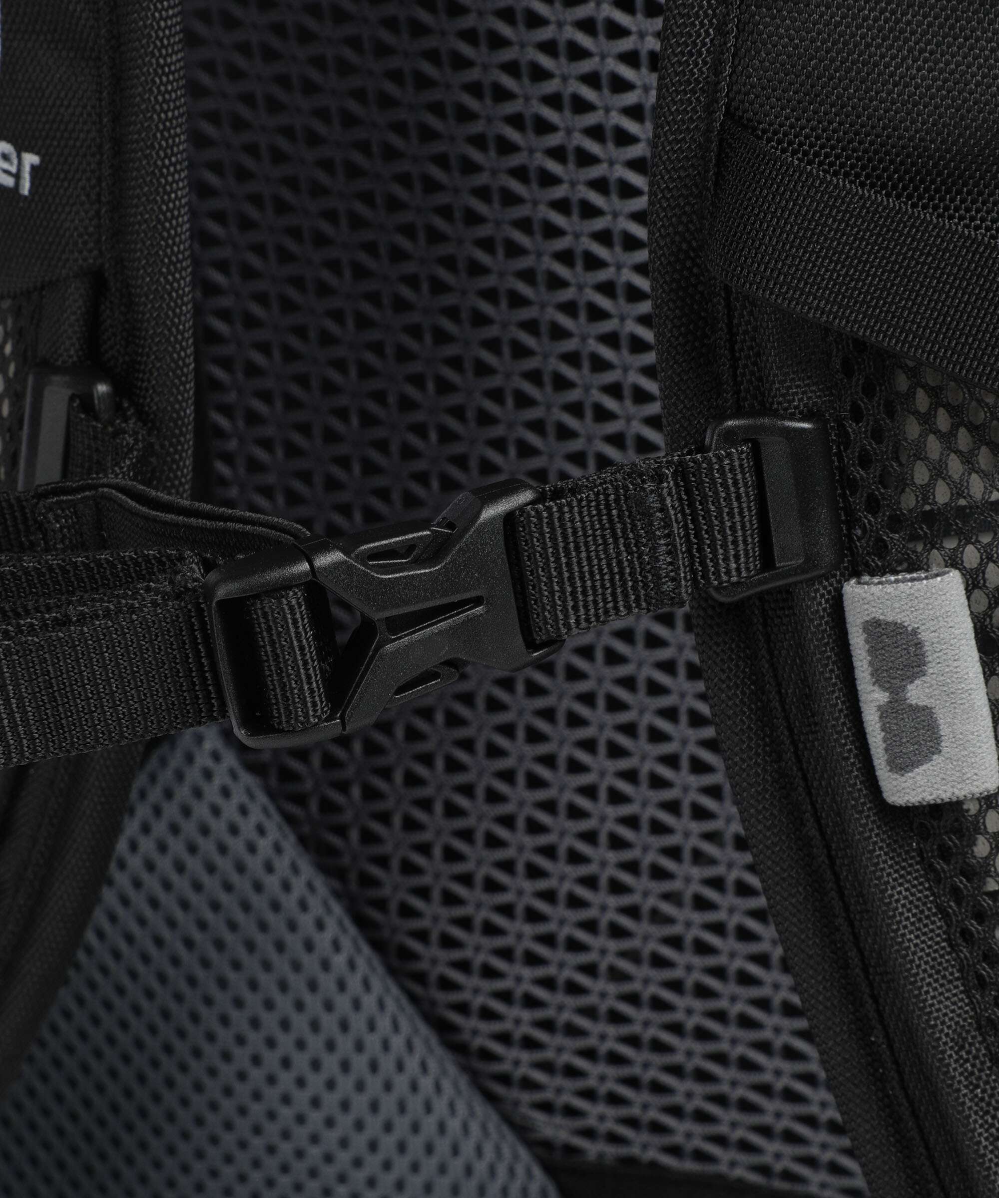 Deuter AC Lite 25 EL Hiking backpack black - Image 3