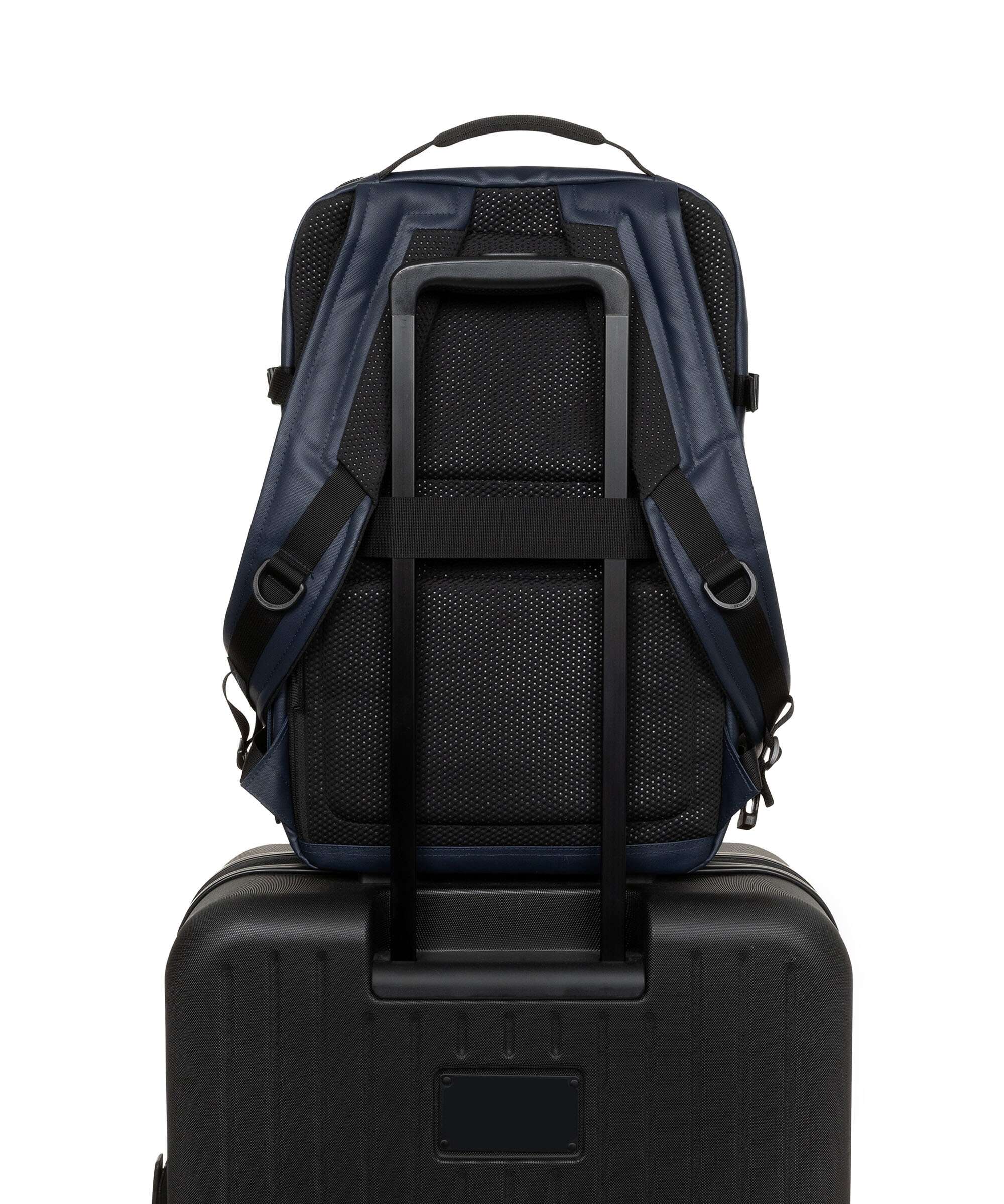 Eastpak Tecum Cnnct M Backpack admiral - Image 5