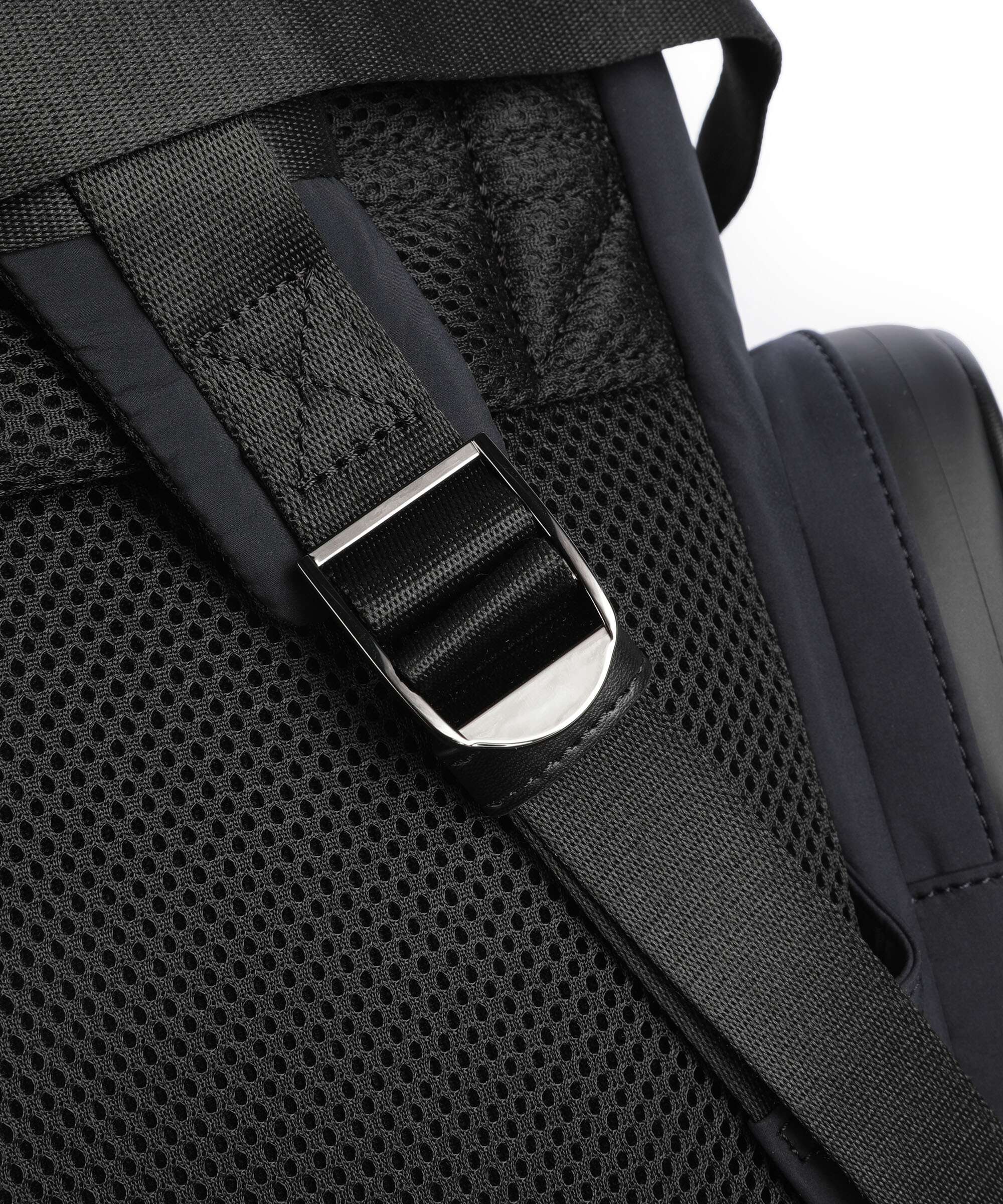 Emporio Armani Travel Essential Backpack blu navy - Image 5
