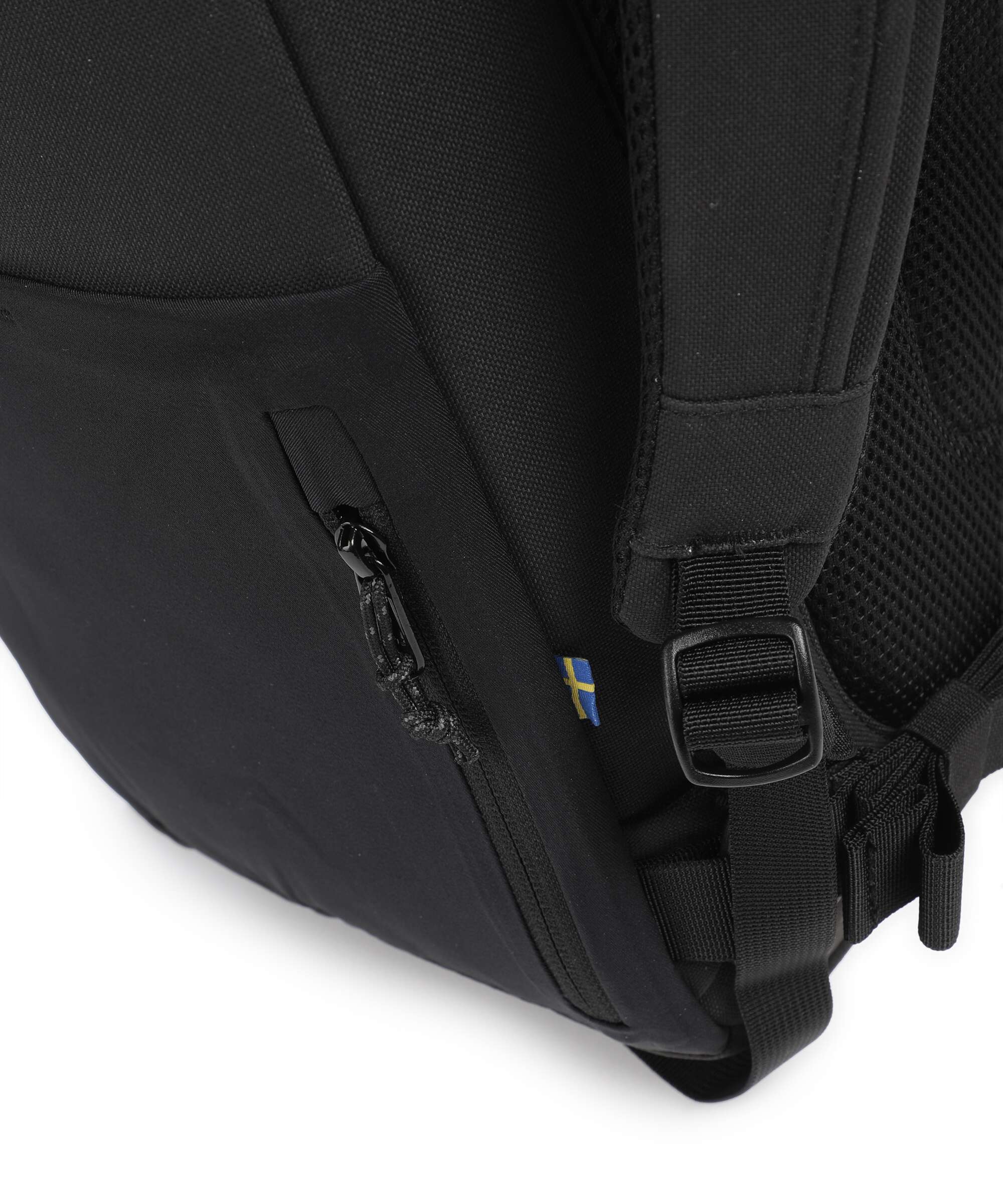 Fjällräven Ulvö 30 Hiking backpack black - Image 3