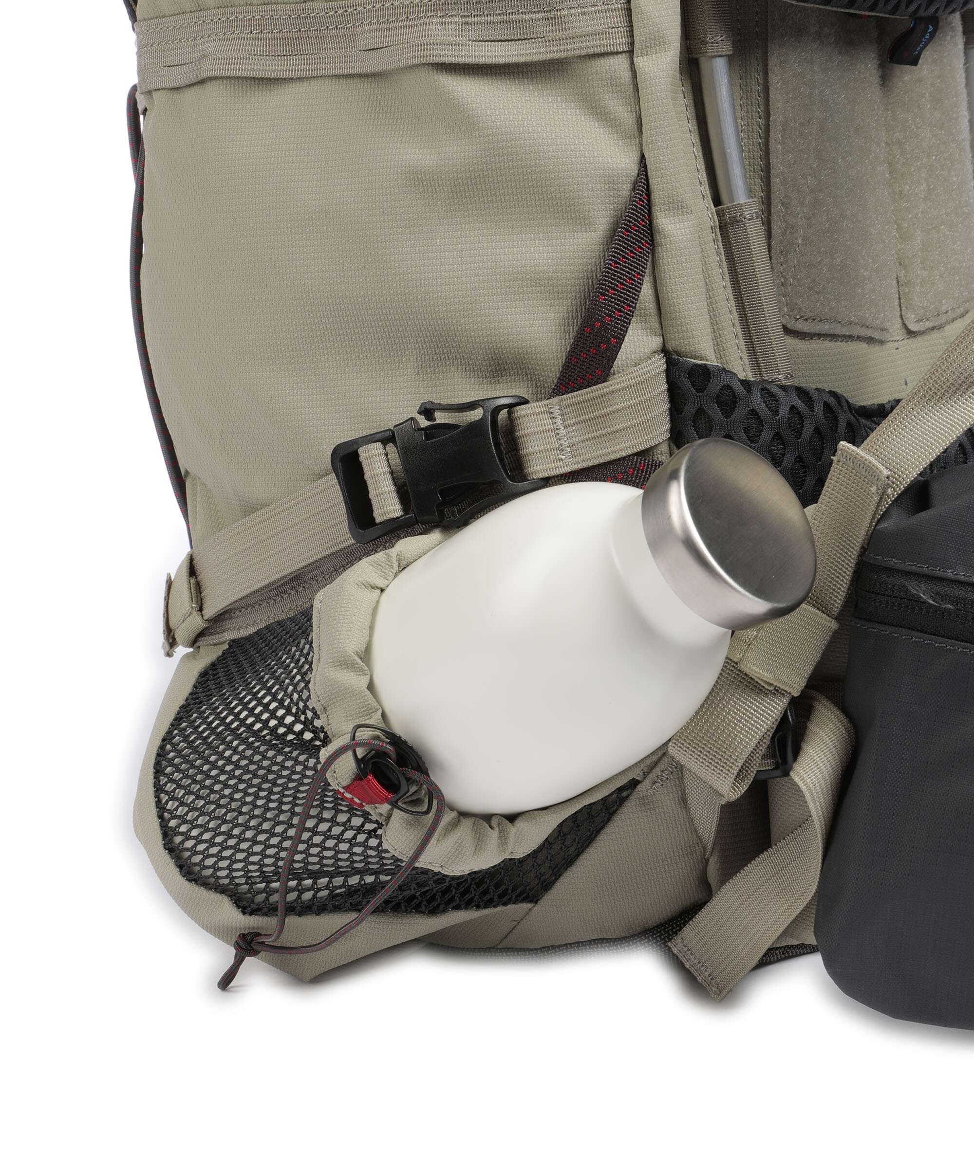 Klättermusen Bergelmer 30 Hiking backpack silver/green - Image 4
