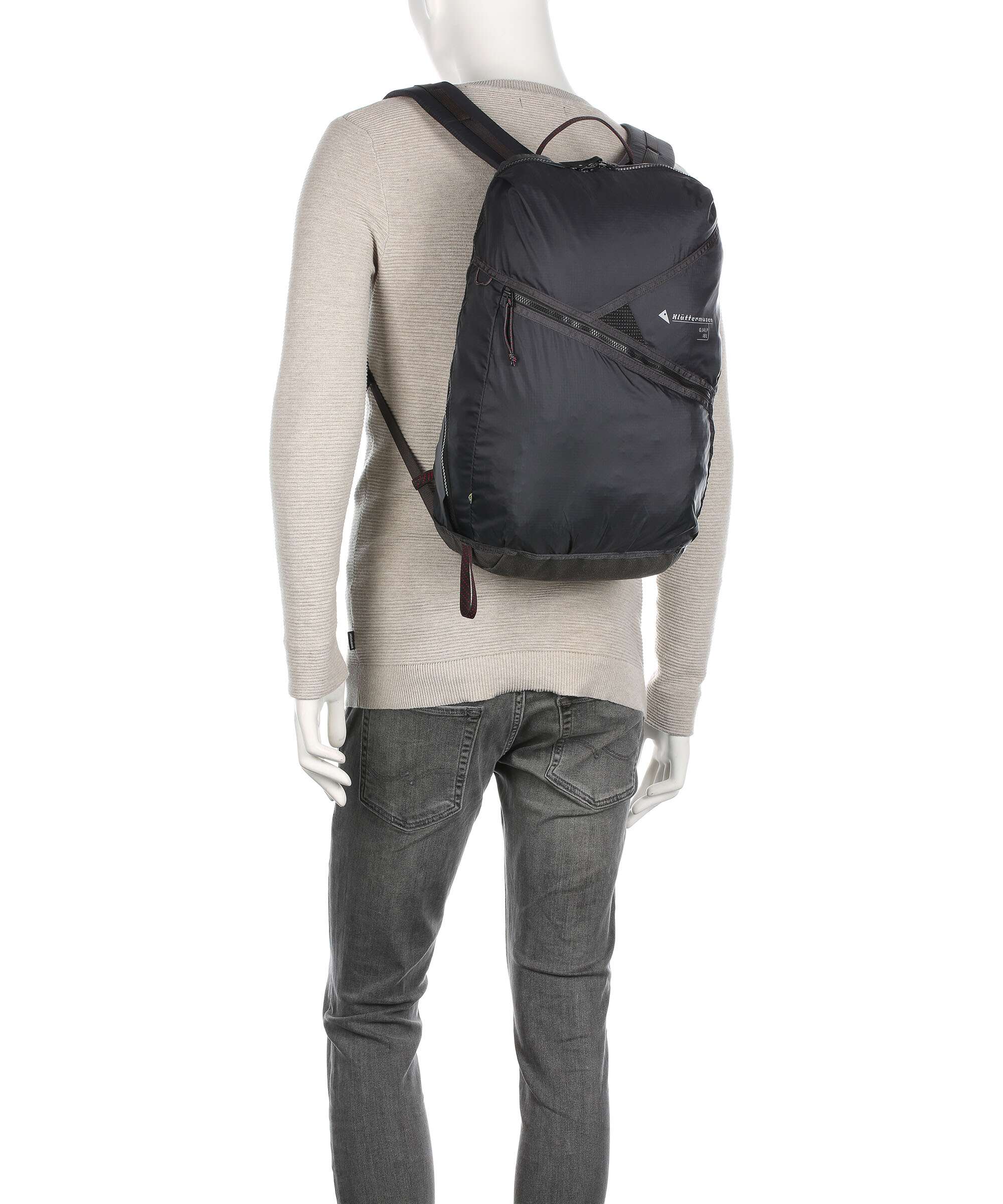 Klättermusen Gjalp 18 Backpack olive - Image 4