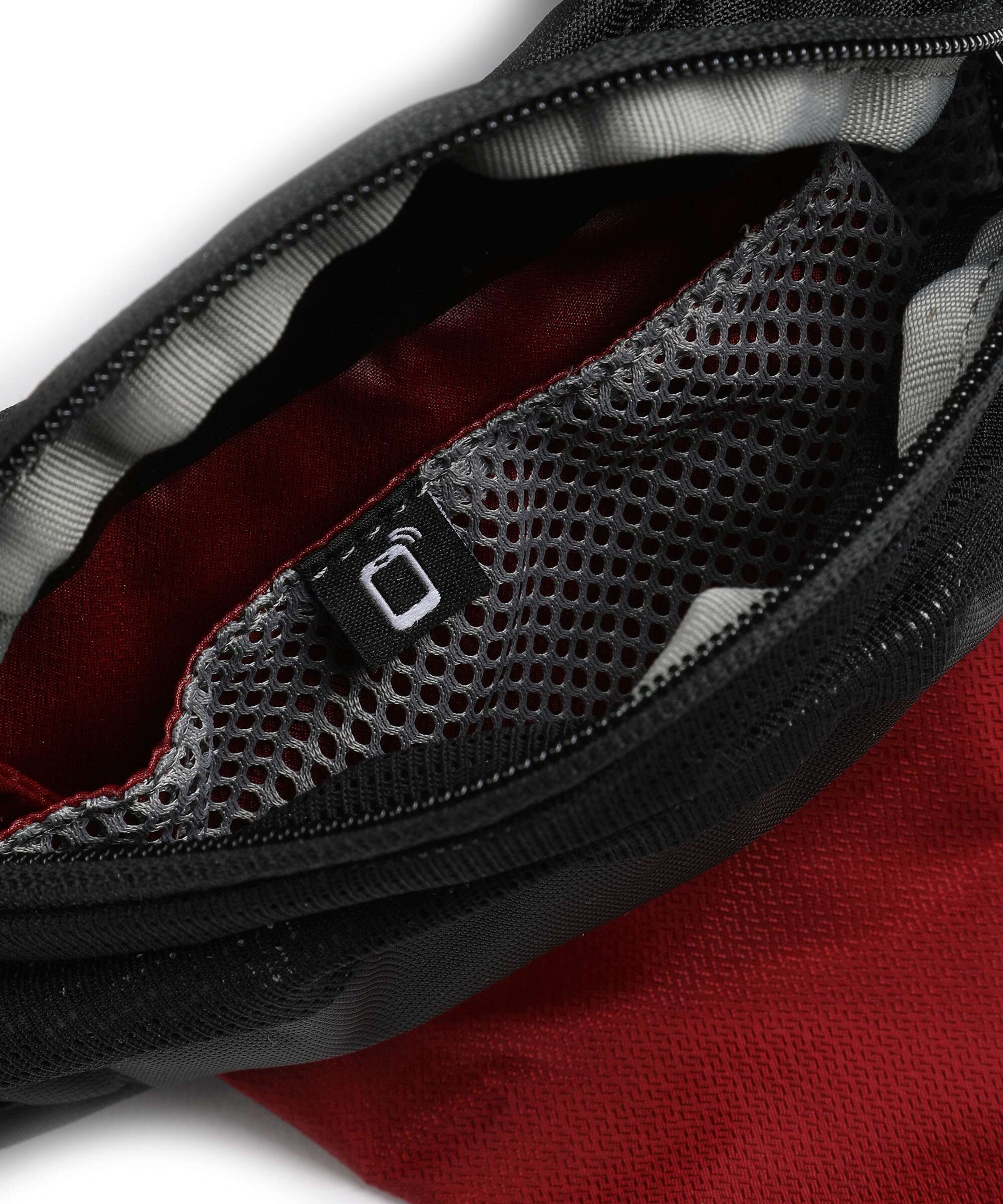 Mammut Lithium 15 W Hiking backpack blood red/black - Image 4