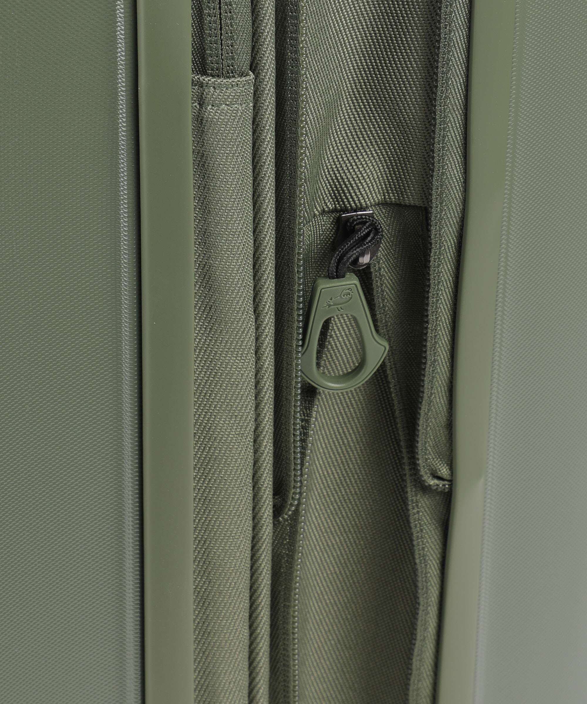 Mandarina Duck Logoduck+ Spinner (4 wheels) pine green - Image 4