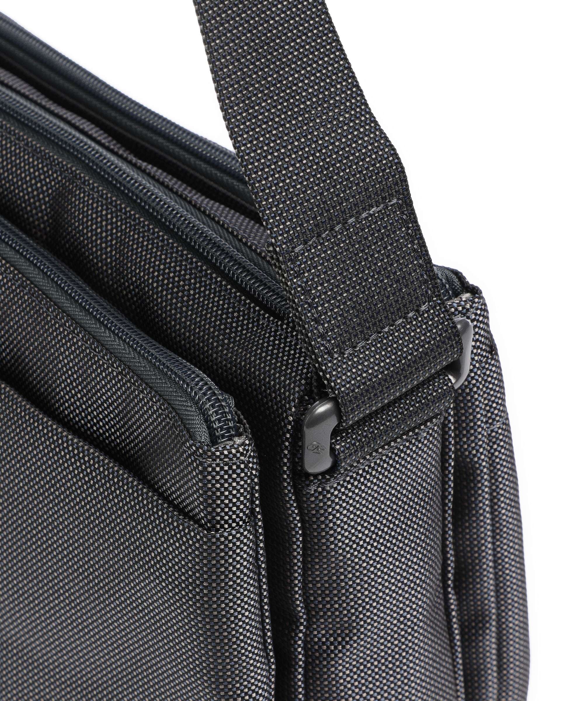 Mandarina Duck MD20 Crossbody bag steel - Image 4