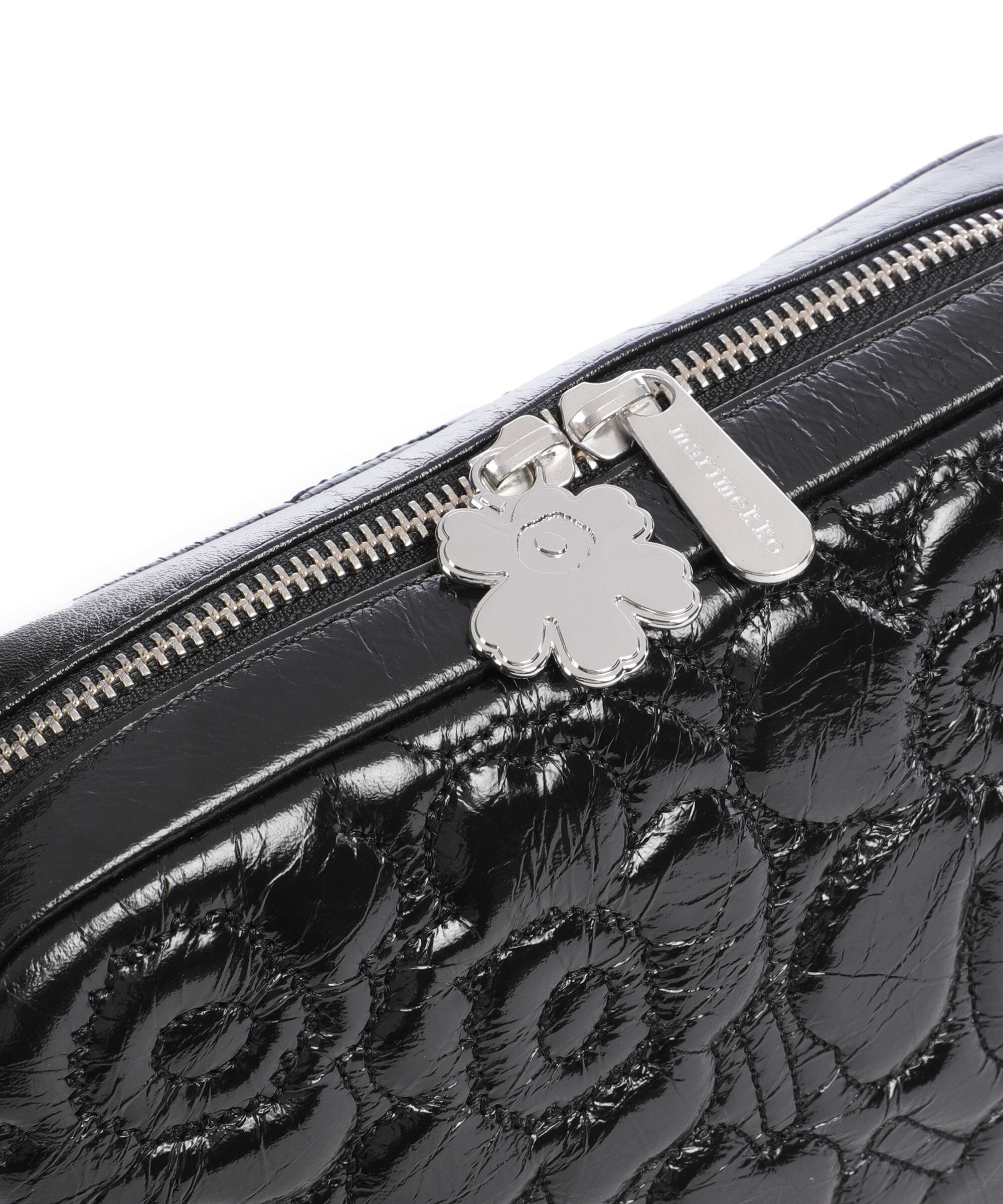 Marimekko Gratha Soft Unikko Crossbody bag shiny black - Image 4