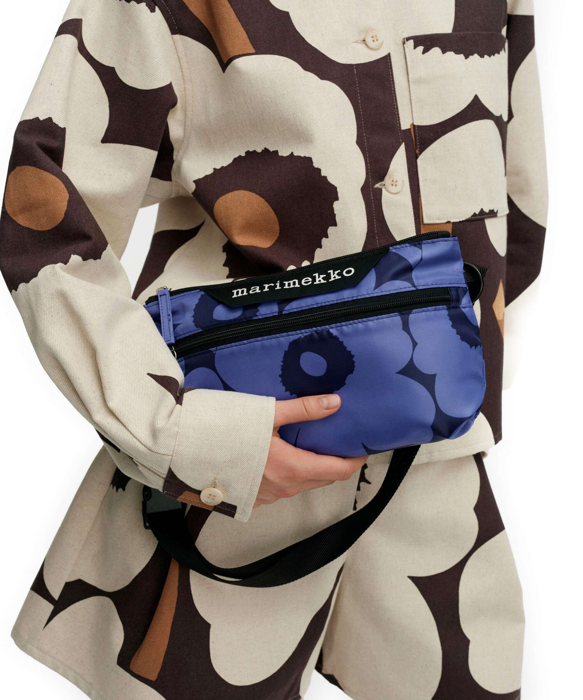 Marimekko Neat Unikko S Crossbody bag blue/dark blue - Image 3