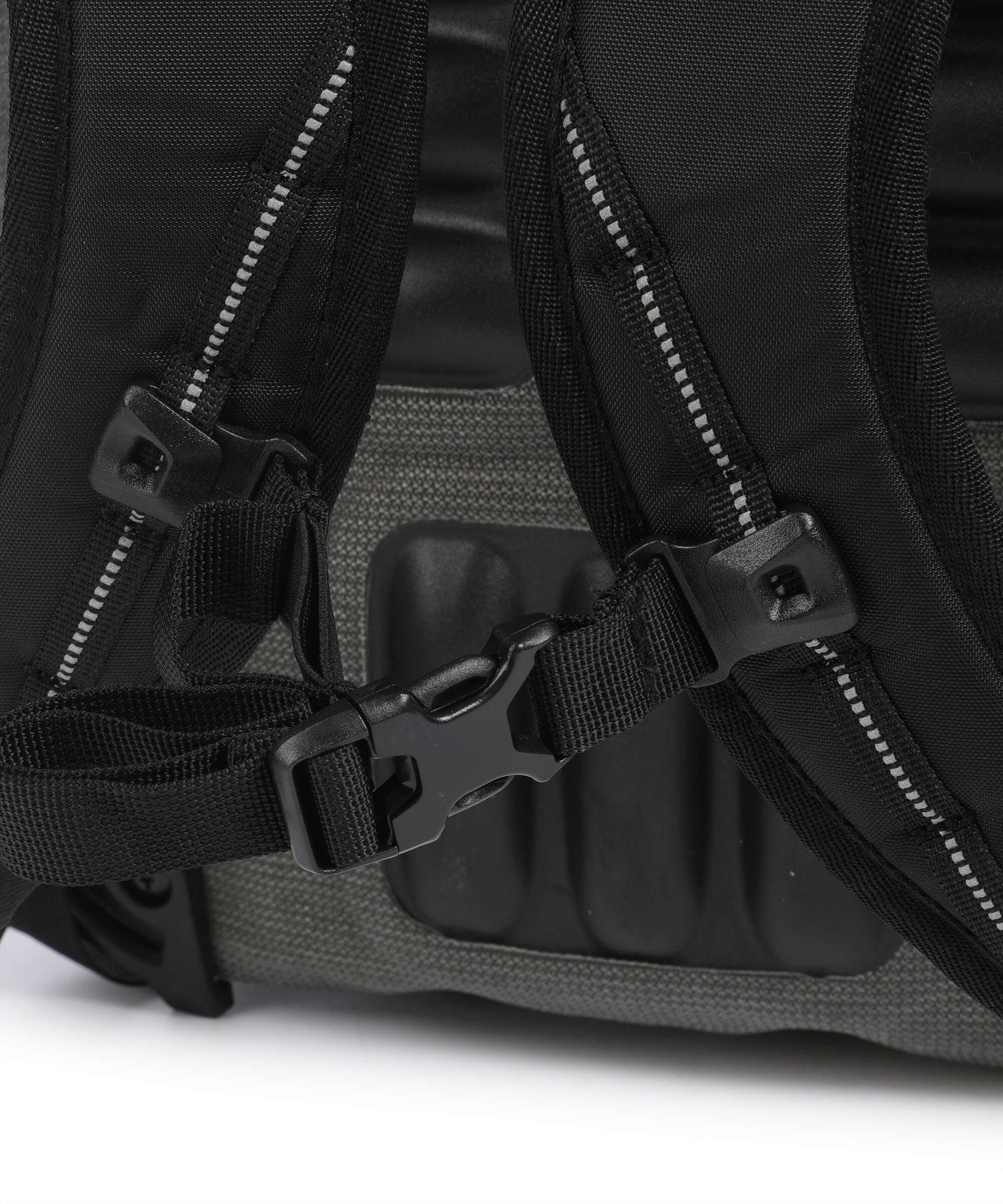 Ortlieb Vario Urban QL2.2 Bike pannier pepper - Image 3