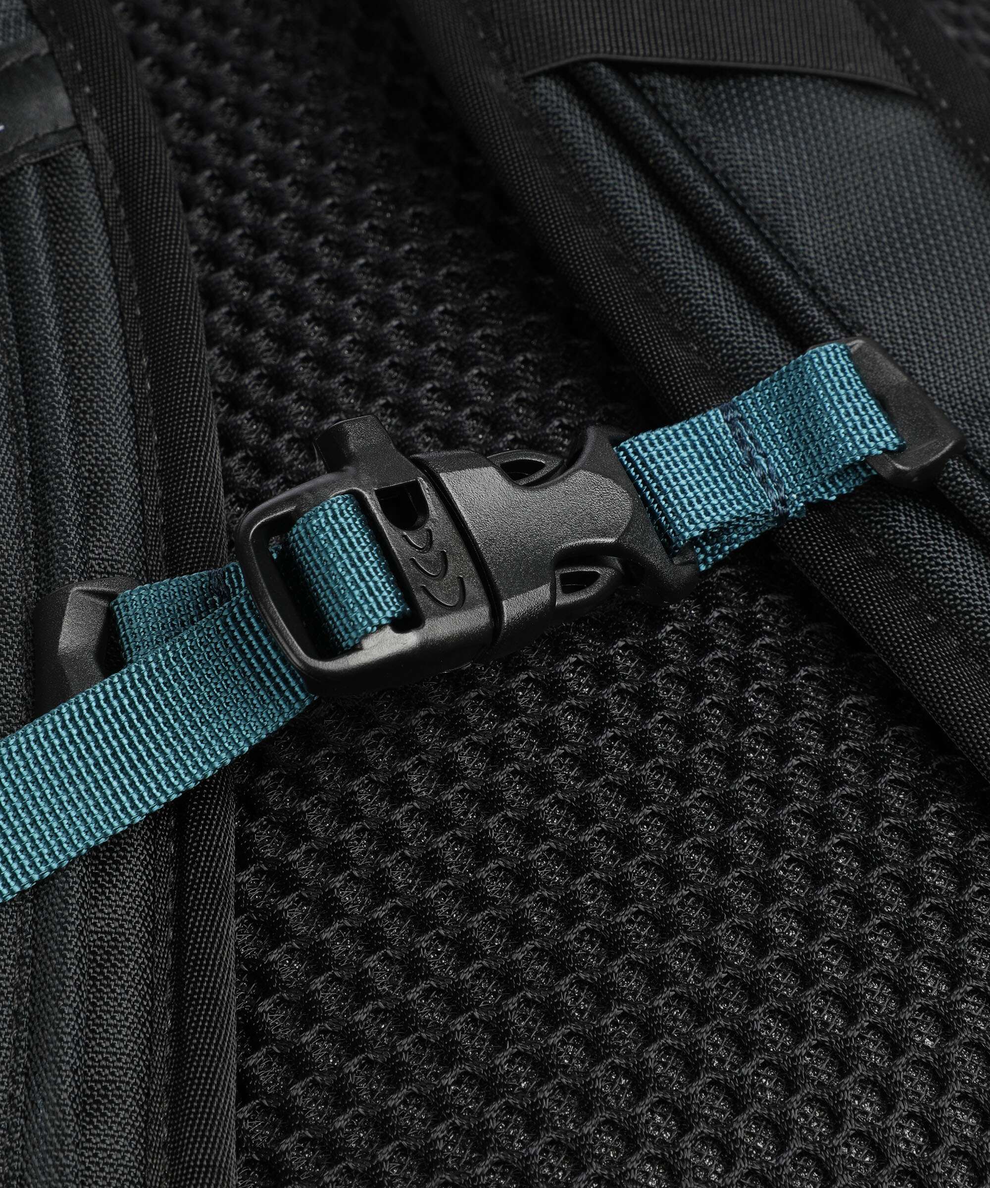 Osprey Farpoint Fairview Backpack night jungle blue - Image 5
