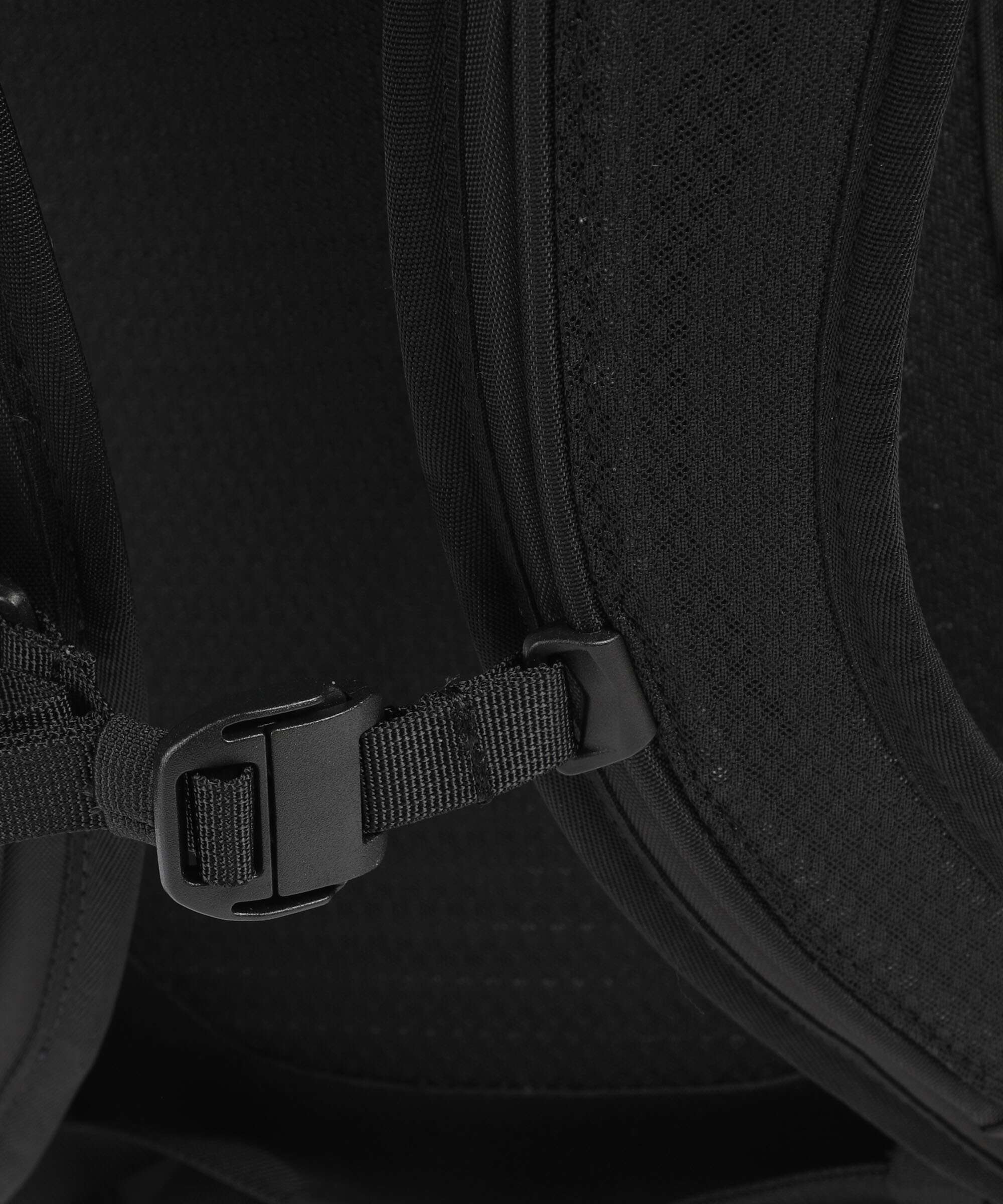 Osprey Metron WP 25 Rolltop backpack raven black/anchor blue - Image 5