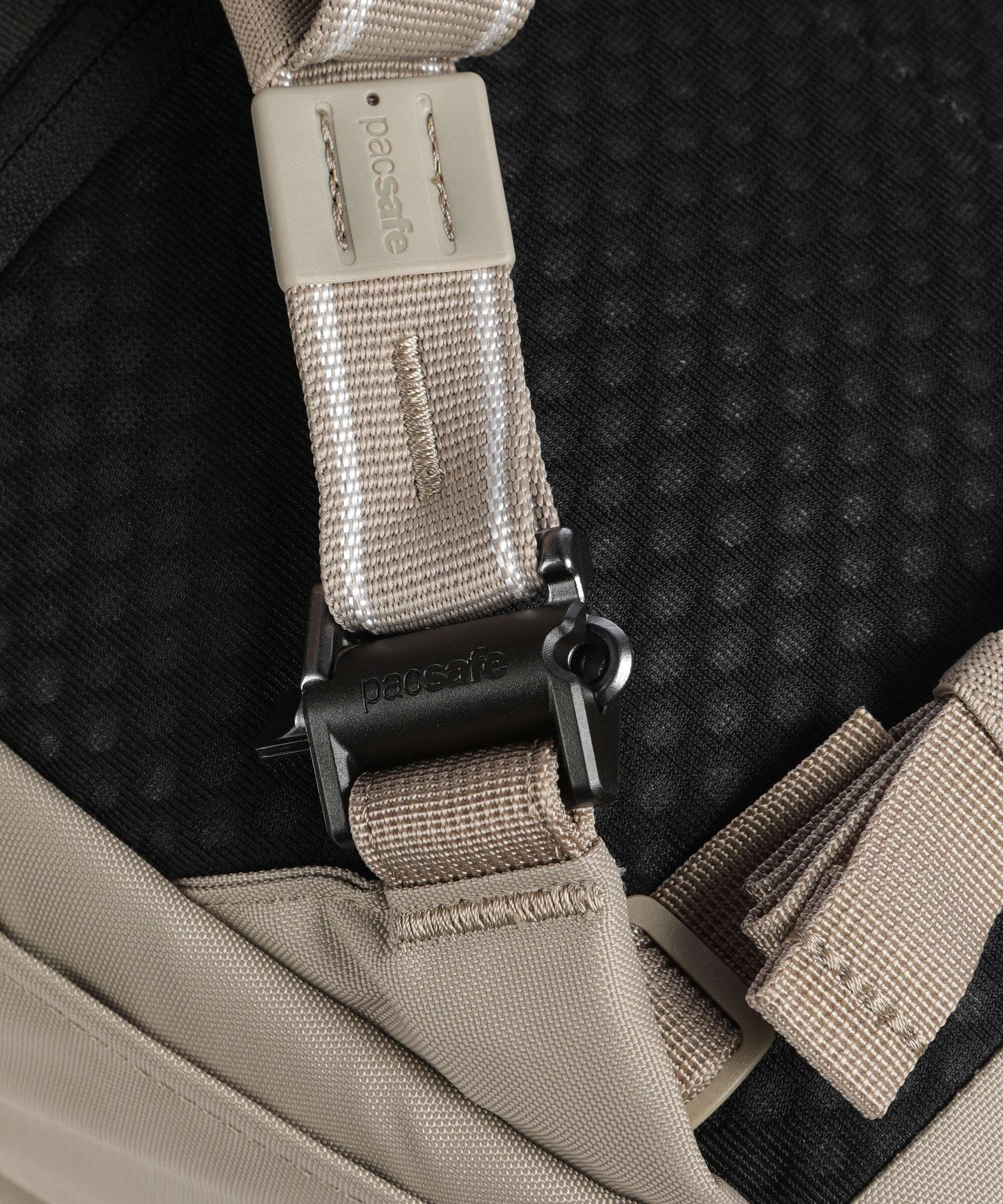 Pacsafe V 26 Backpack beige - Image 5