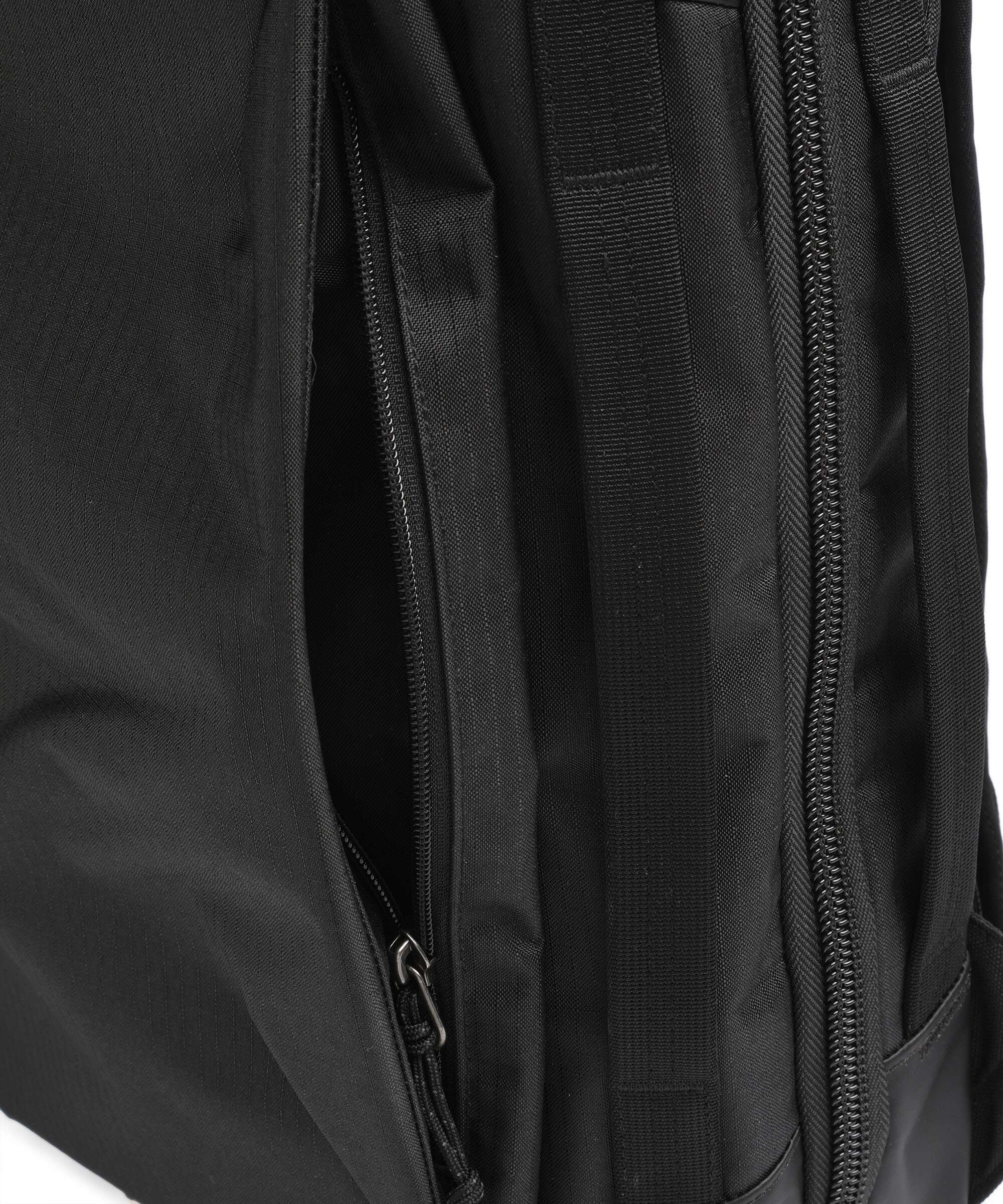 Patagonia Black Hole MCL Micro Travel backpack black - Image 4