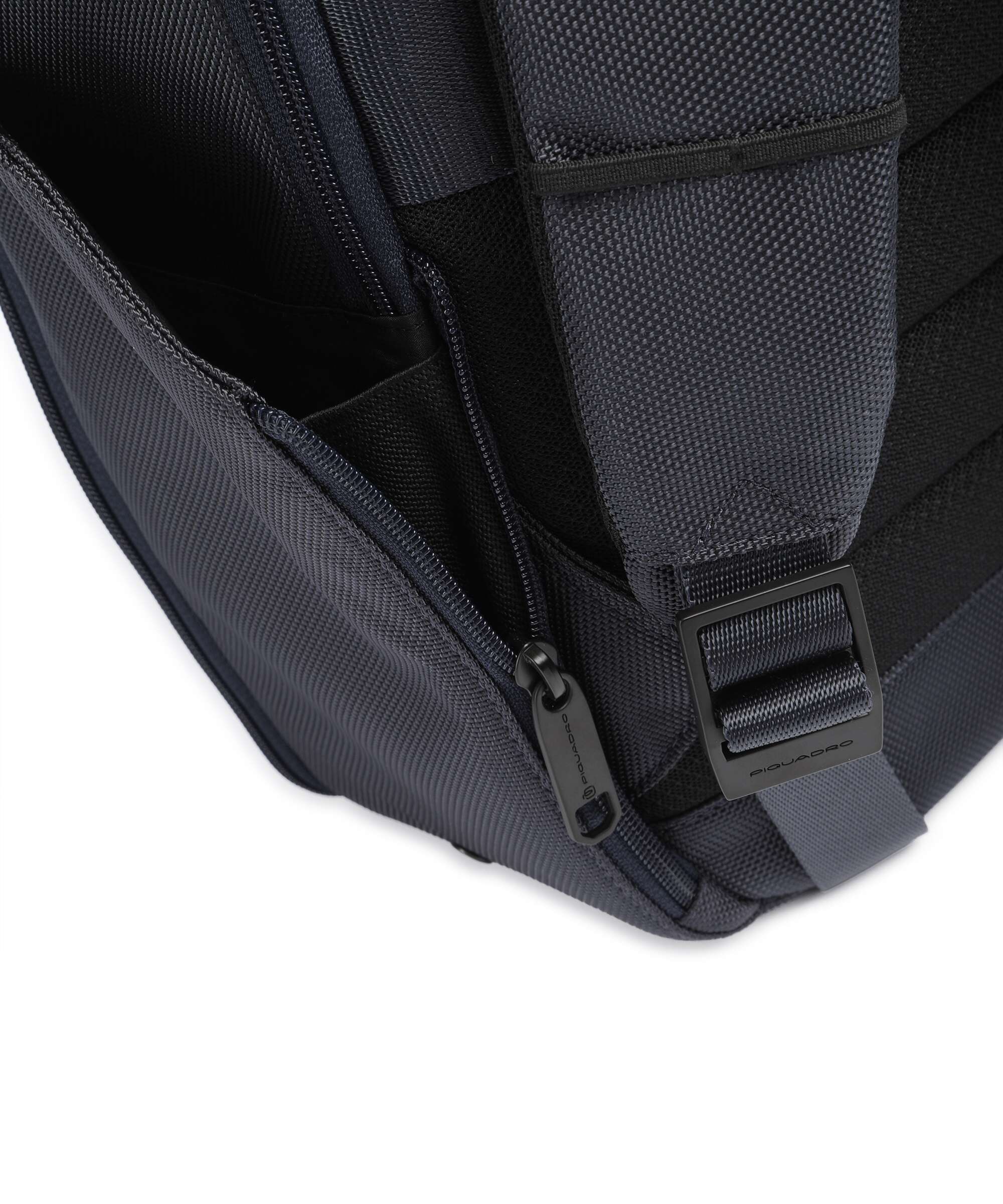 Piquadro Lyss Ryanair Travel backpack blue - Image 6