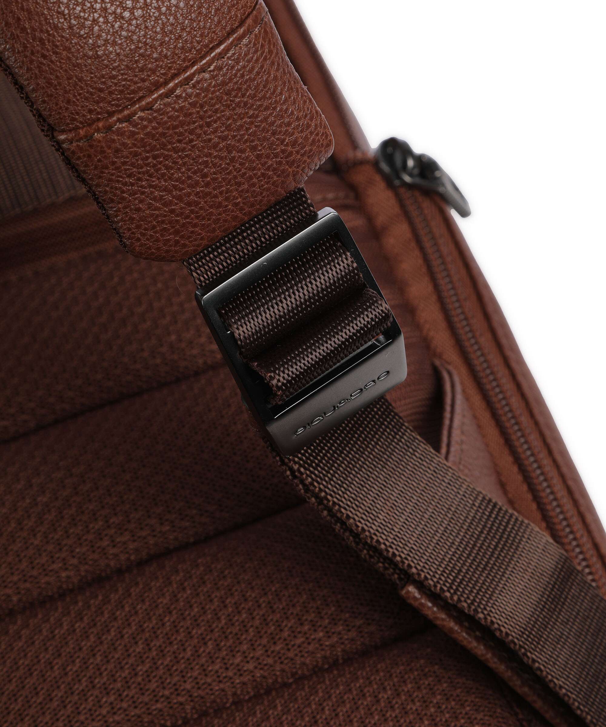 Piquadro S134 Backpack brown - Image 4