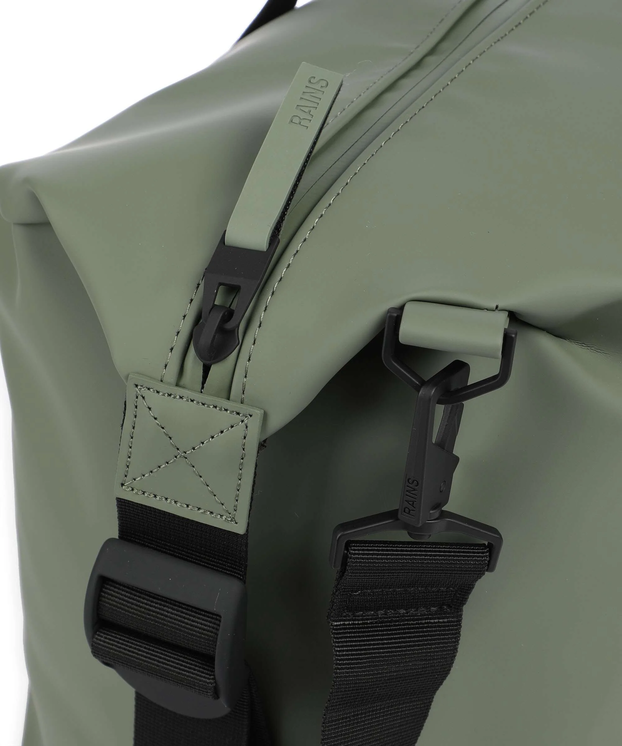 Rains Hilo Weekend bag well - Image 3