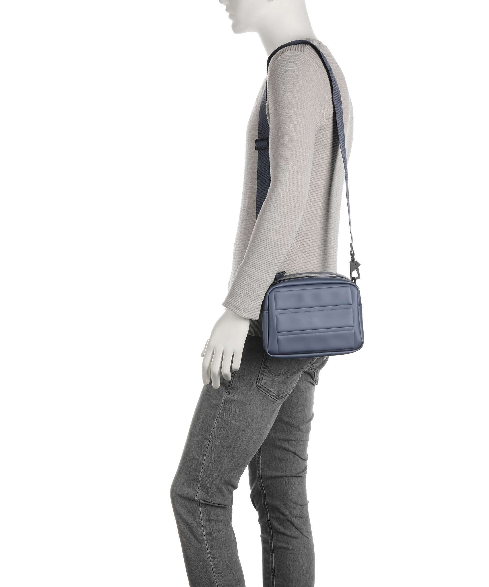 Rains Shield Crossbody bag bay - Image 4